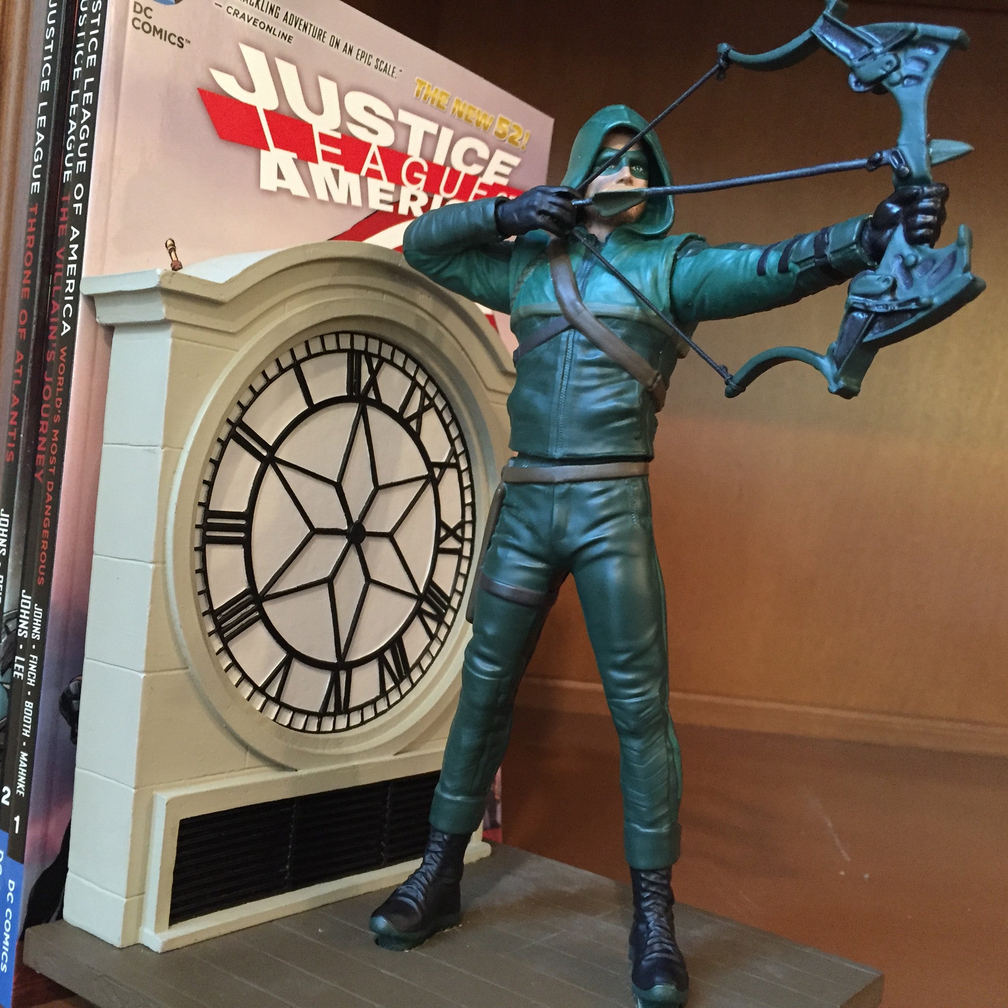 DC Comics Arrow TV Show Season 2 Bookends - Official Merchandise for Displaying DVDs & Collectibles | Perfect for Home Theater Decor and Superhero Fan Collections