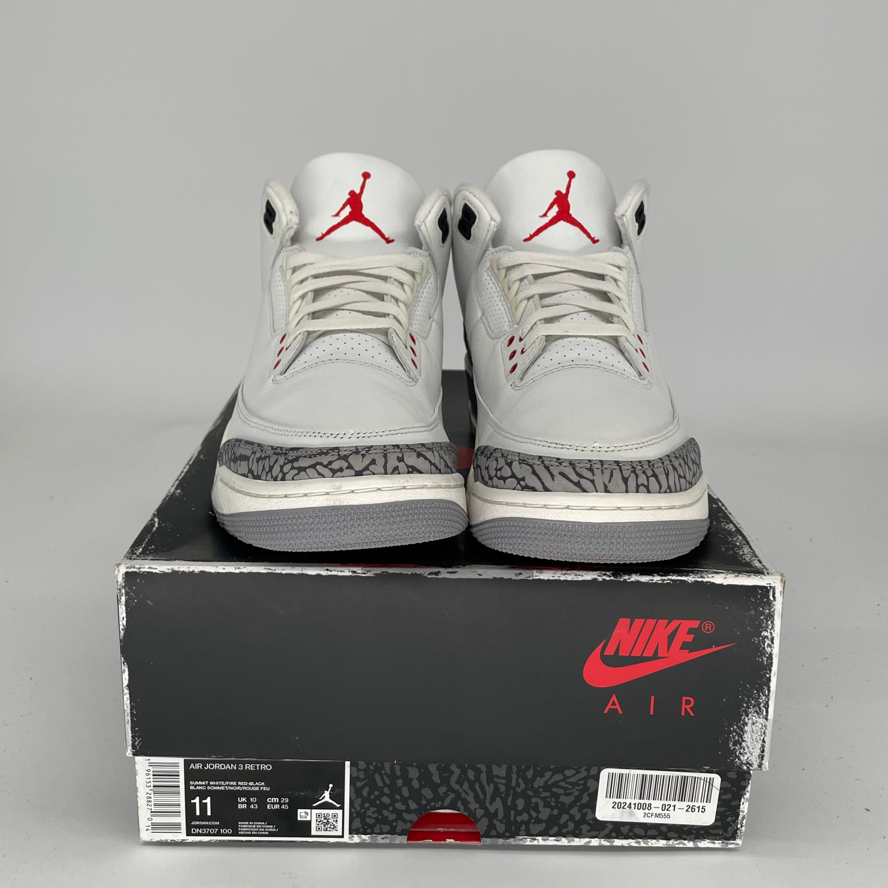 **Air Jordan 3 White Cement Reimagined - Men's Size 11 (DN3707-100) - Authentic Retro Sneakers for Basketball & Streetwear**    **使用场景:** Perfect for basketball games, casual streetwear, sneaker collections, and retro fashion styling.