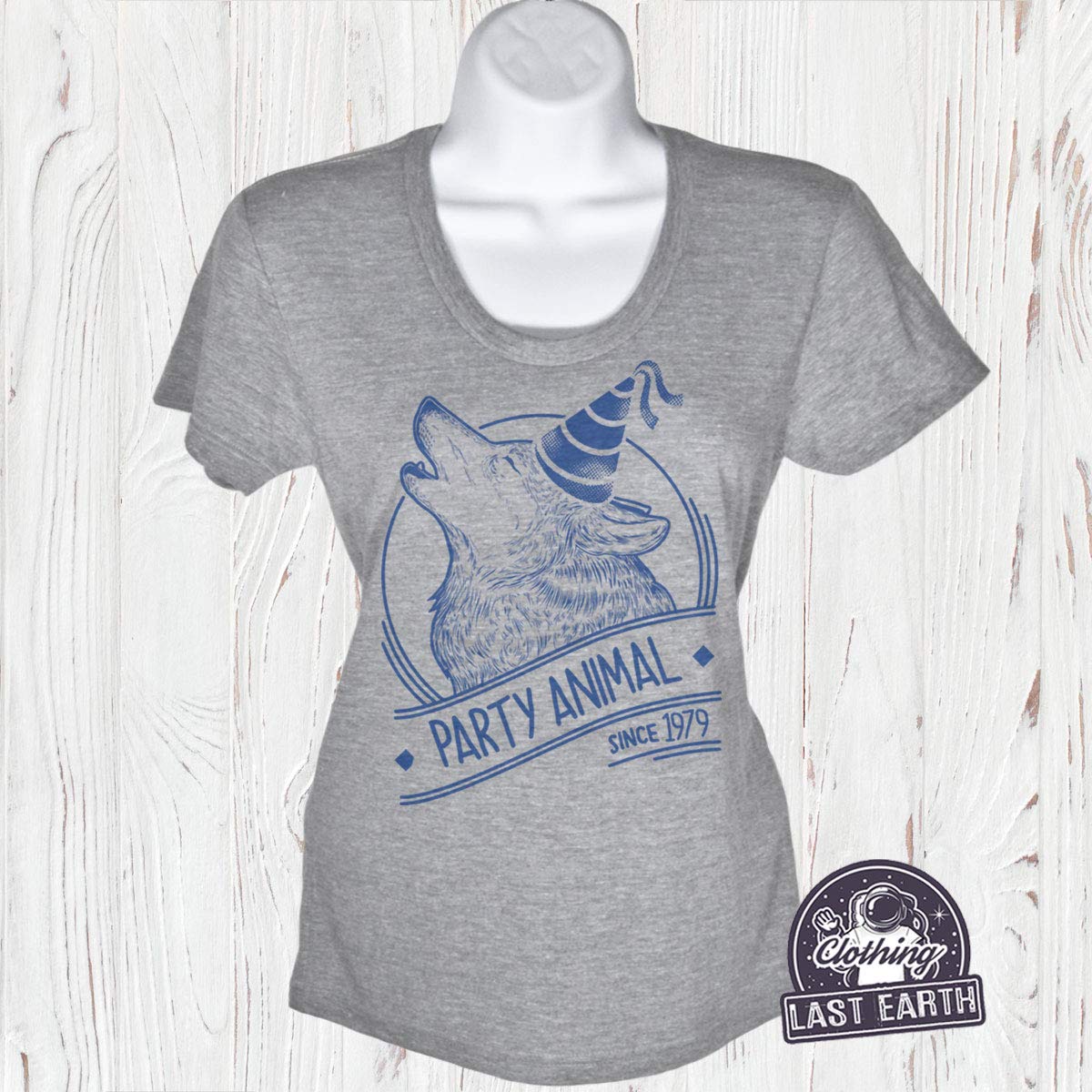 Funny Party Animal Shirt for Kids - Birthday Wolf T-Shirt - Personalized 2nd, 3rd, 4th & 5th Birthday Outfit - Perfect for Birthday Parties, School Events & Family Gatherings