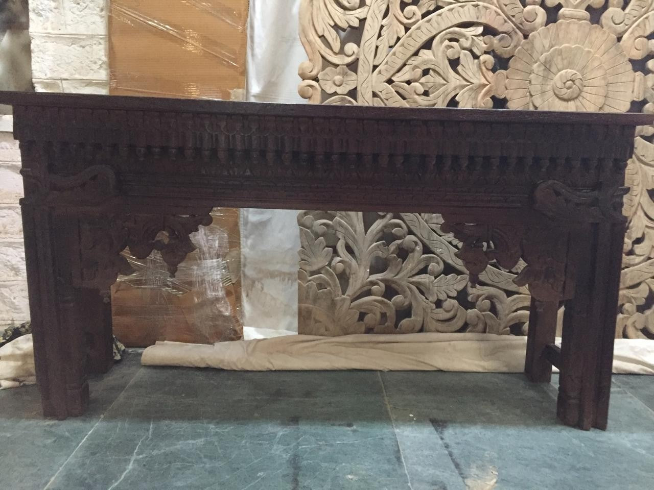 Hand Carved Indian Solid Wood Console Table - Elegant Brown Entryway Hall Table for Living Room, Foyer & Home Decor