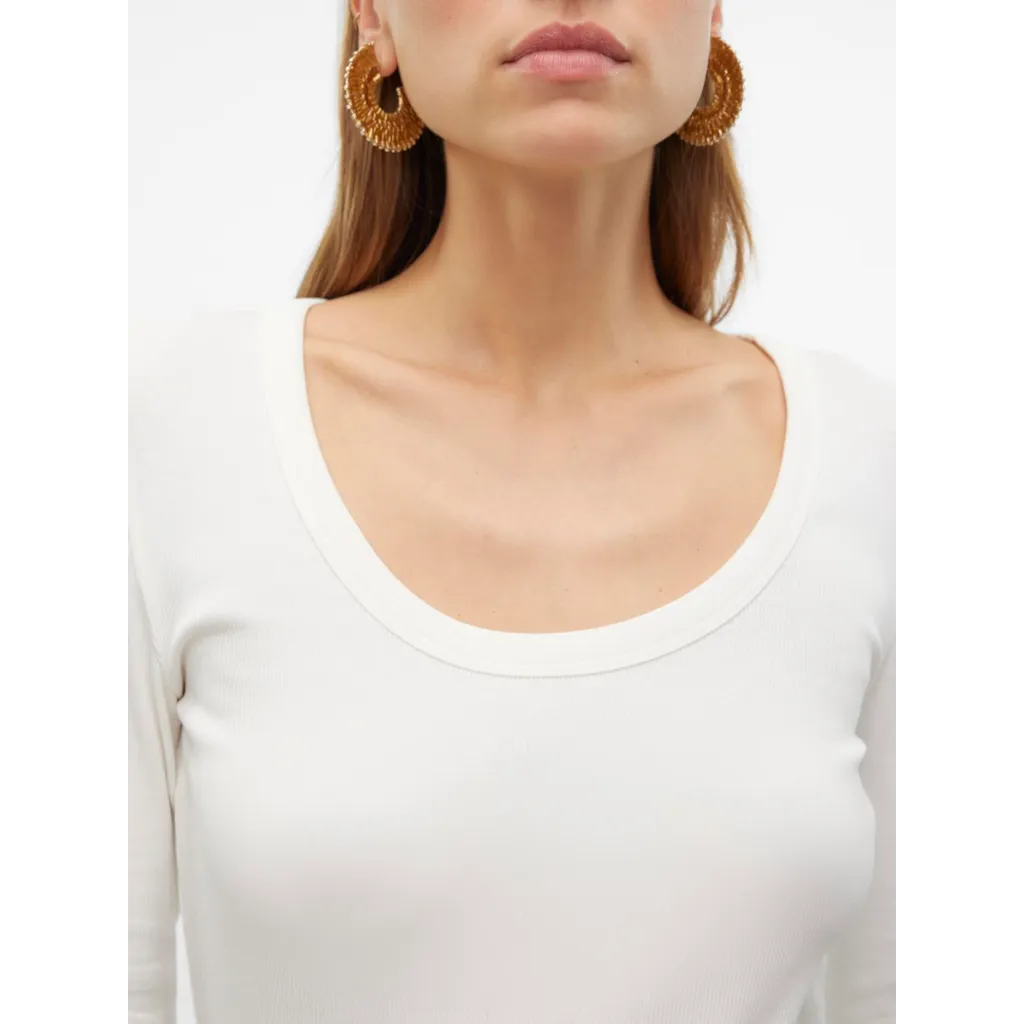 Vero Moda Women's Cotton Scoop Neck Basic T-Shirt - Soft Casual Tee for Everyday Wear, Layering & Outfit Styling