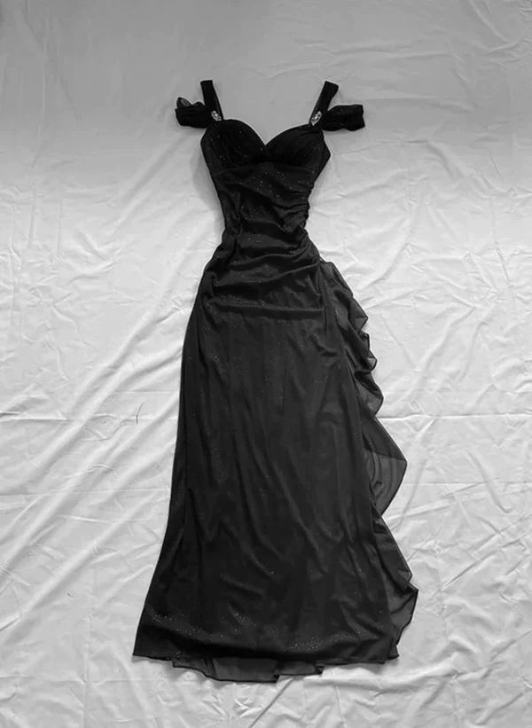 Elegant Black A-Line Long Prom Dress with Sparkling Details - Perfect for Formal Dances, Evening Parties & Special Occasions - Style J4742