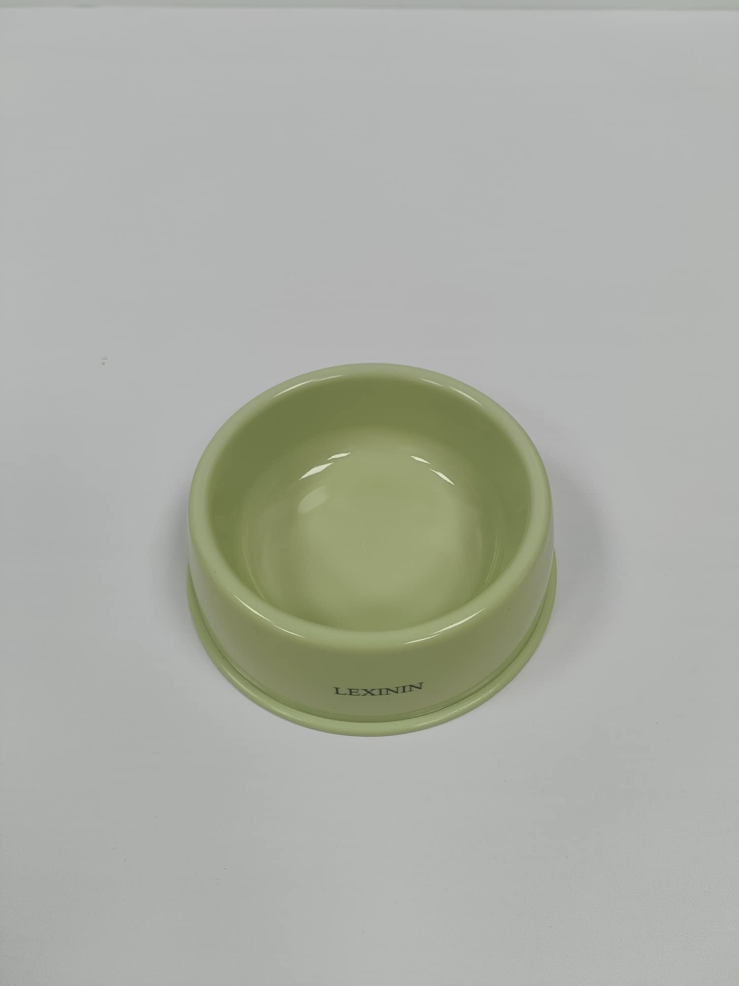 Durable Plastic Pet Bowls for Dogs and Cats - Non-Slip Food and Water Feeding Dishes for Pets | Perfect for Indoor, Outdoor, and Travel Use