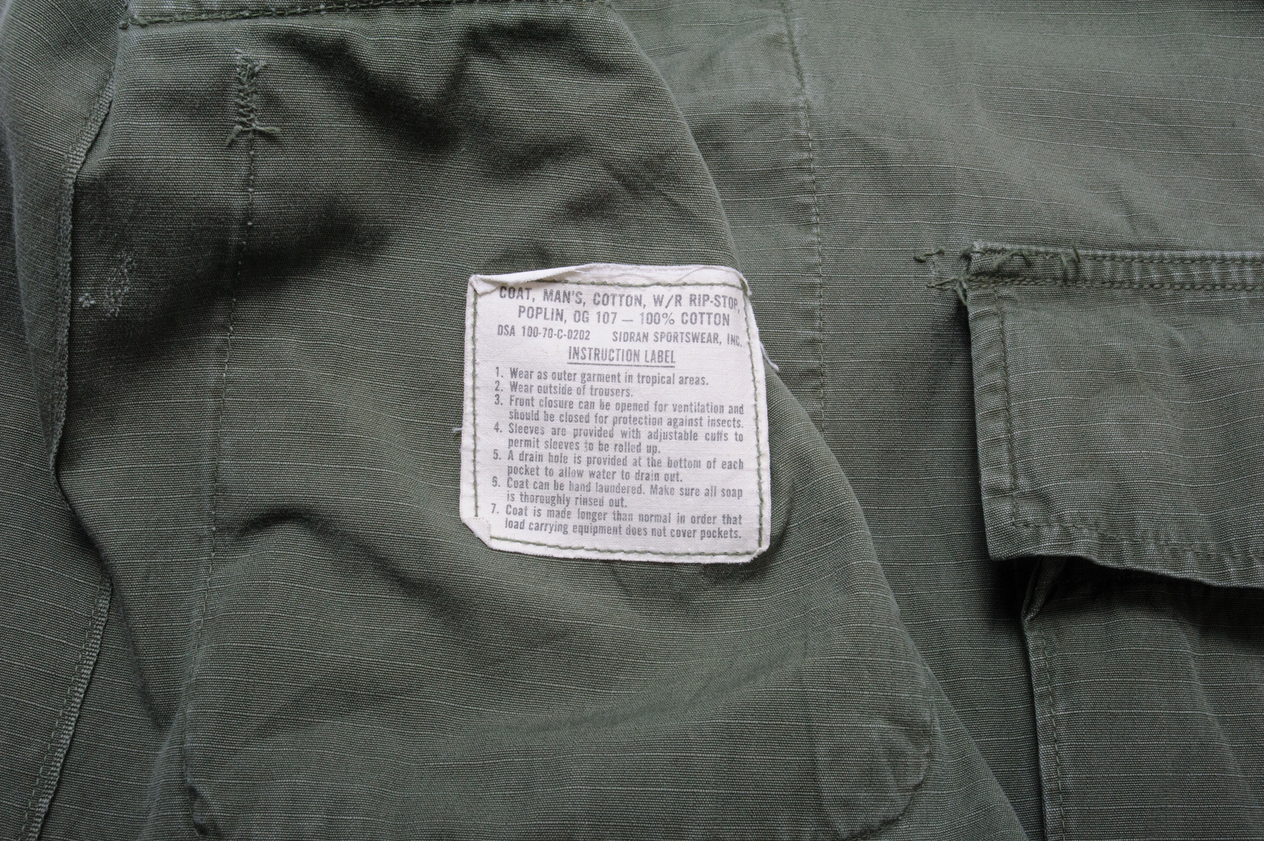 US Army 5th Pattern Tropical Combat Jacket - Ripstop Fabric, Vietnam War Era (1970) - Size Small Long - Military Surplus & Outdoor Adventure Gear for Hiking, Camping & Reenactments