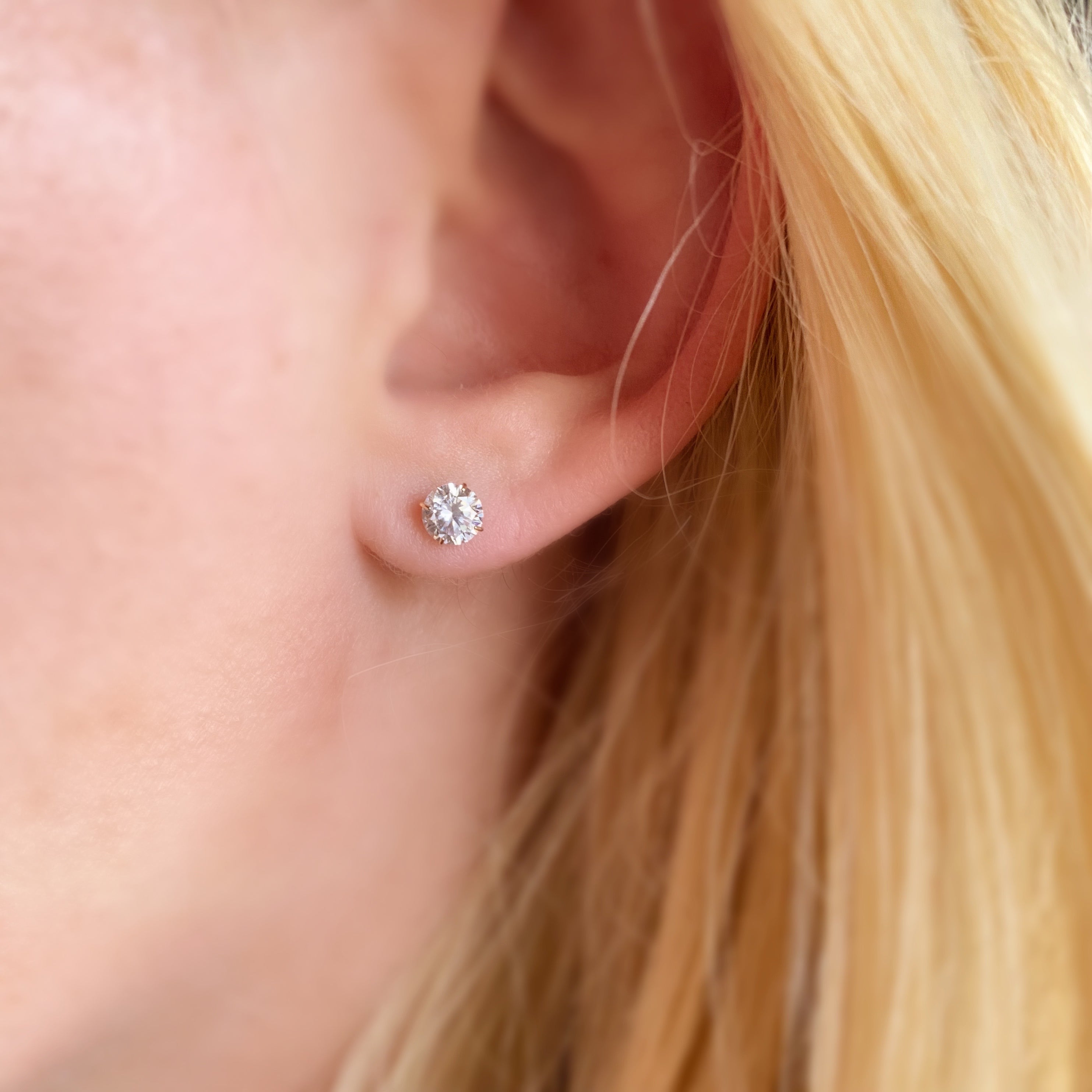 14K Solid Gold Round 5mm Cubic Zirconia Stud Earrings for Women - Hypoallergenic Luxury Ear Jewelry for Everyday Wear, Parties & Special Occasions