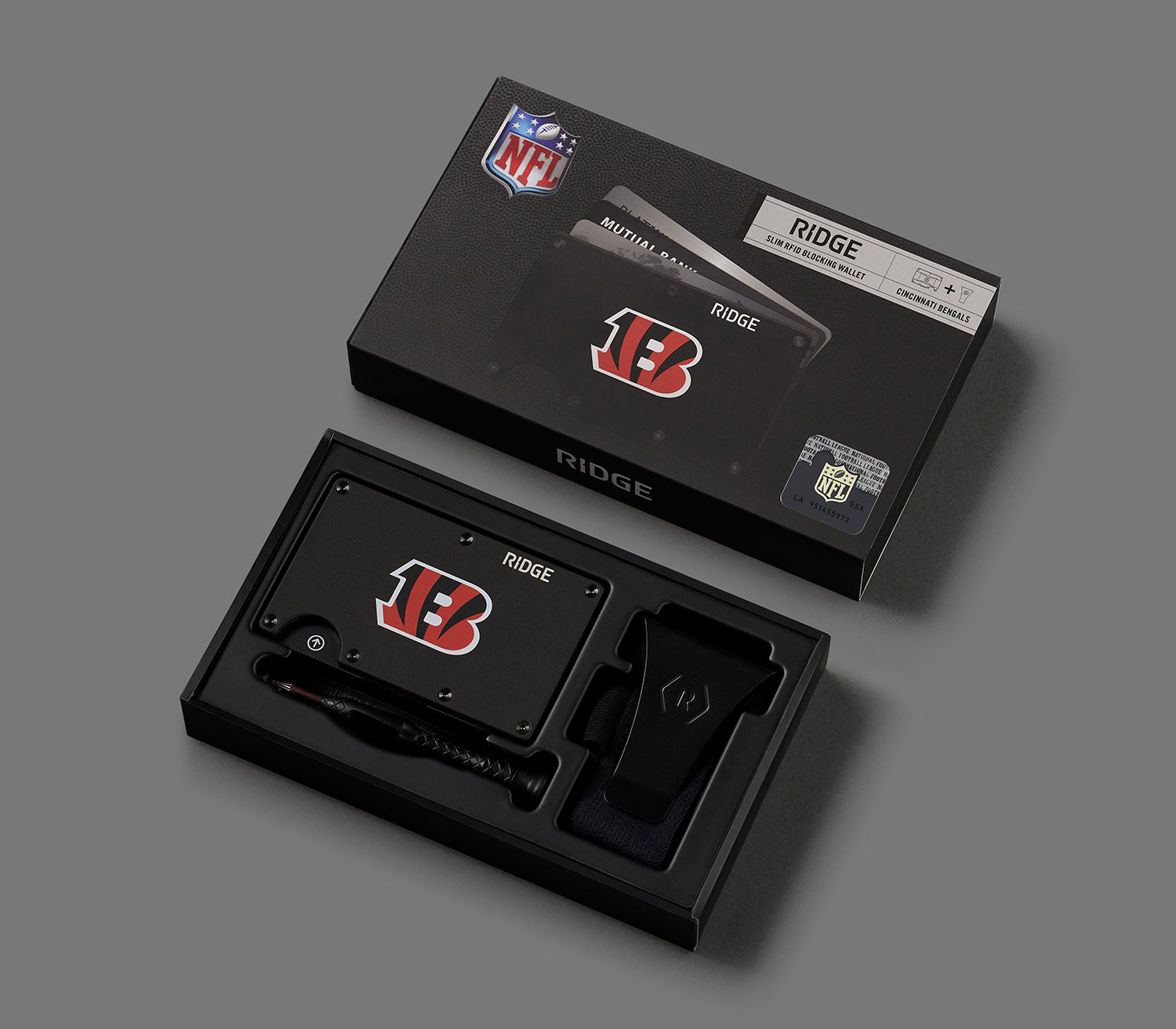 Ridge Wallet for Men - Slim RFID Blocking Metal Wallet - Cincinnati Bengals NFL Team Design - Perfect for Everyday Carry, Travel & Gifts