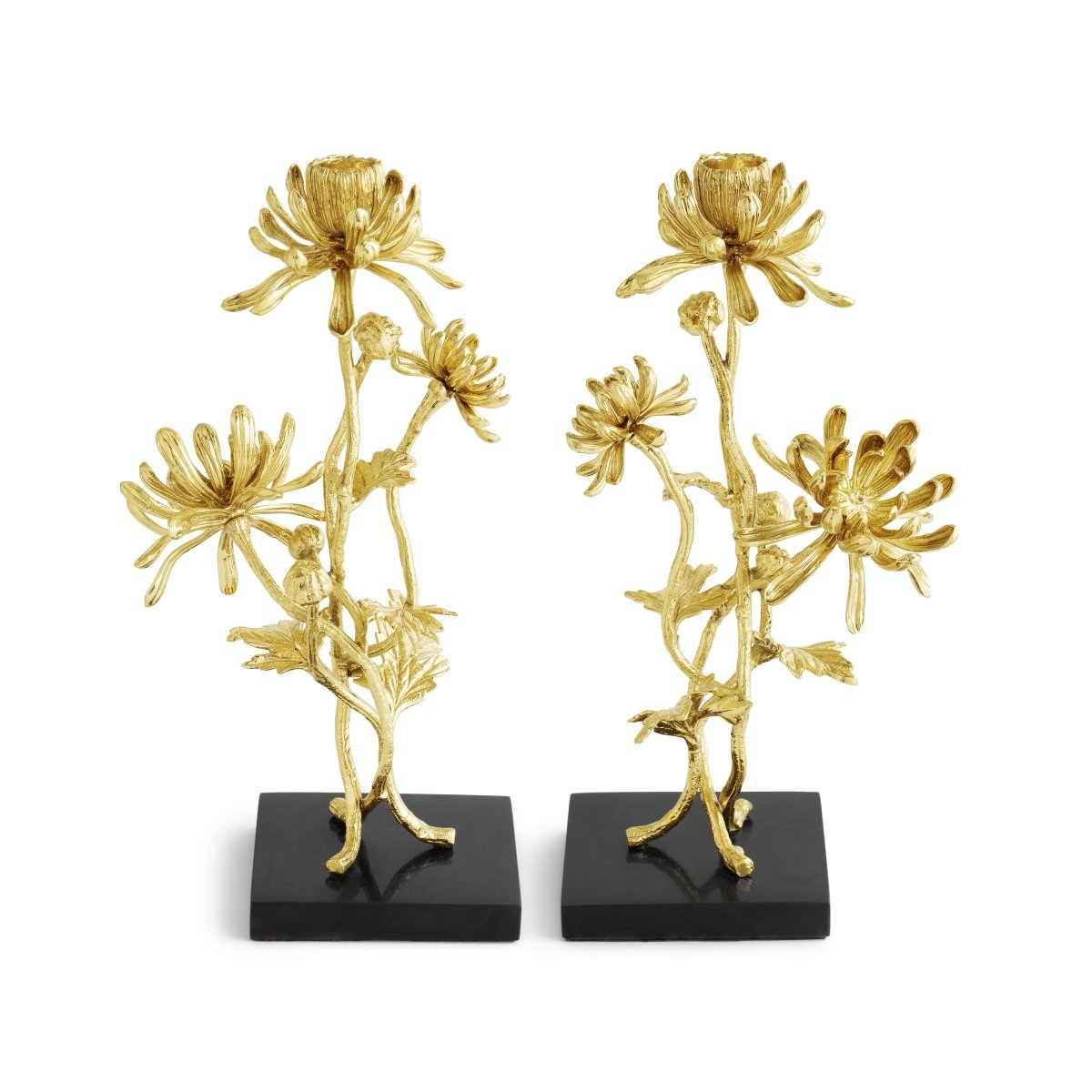 Elegant Dahlia Tall Candle Holders Set of 2 - Perfect for Wedding Centerpieces, Romantic Dinner Decor, and Home Tabletop Lighting