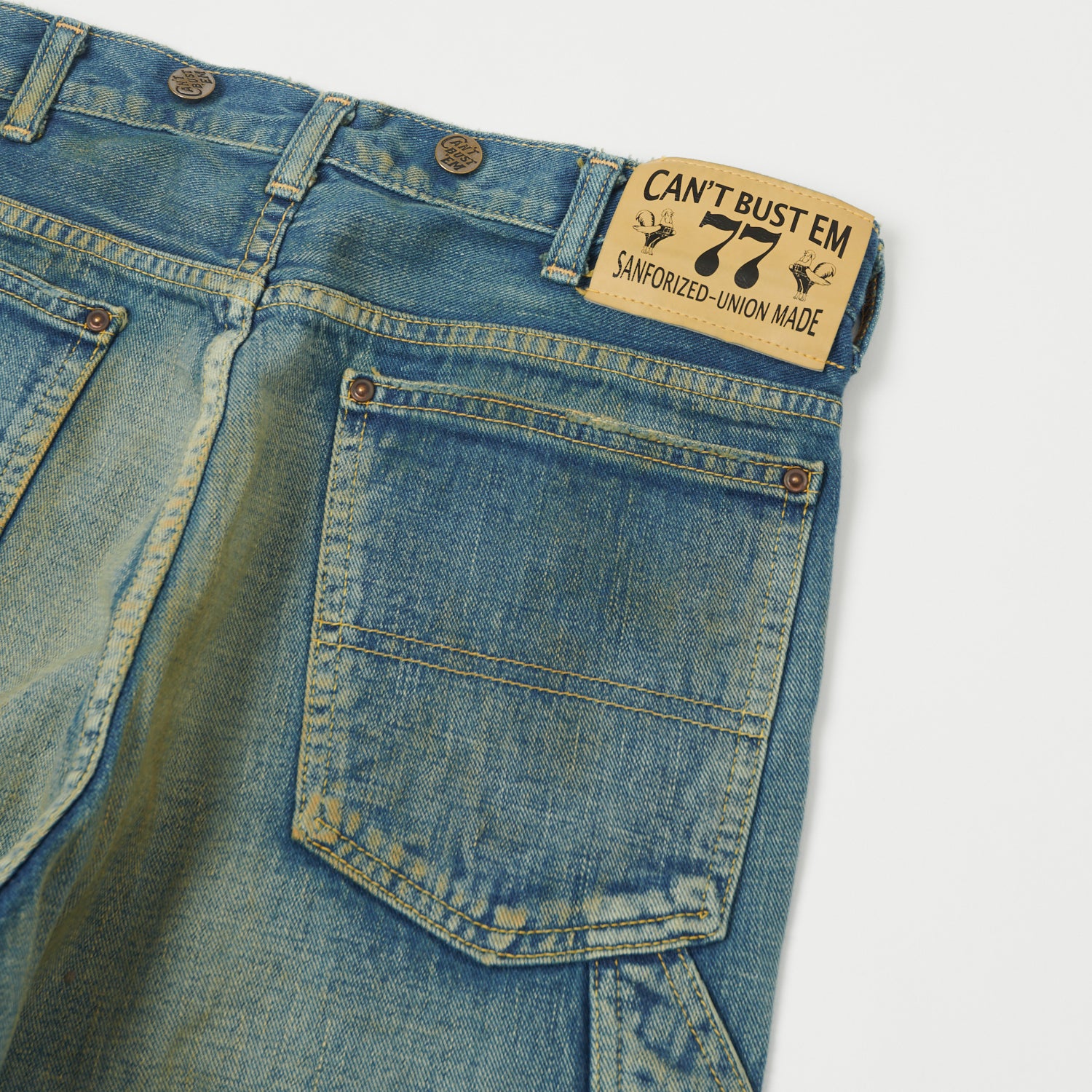 Lee Men's 'Can't Bust 'Em' 77 Logger Regular Straight Fit Jeans - Heavy Wash Denim Work Pants for Outdoor Jobs & Casual Wear