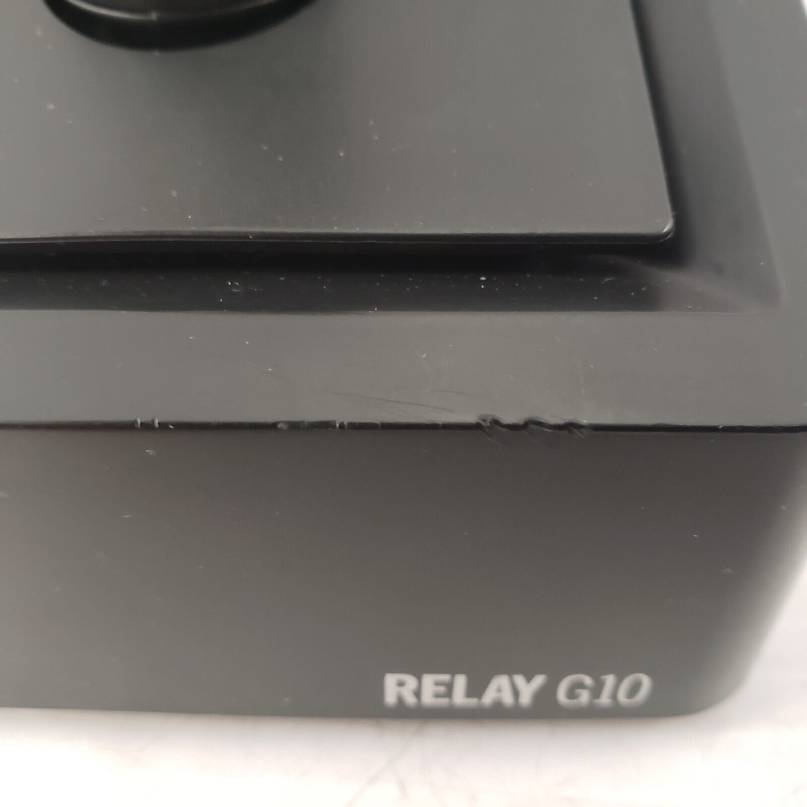 Line 6 RELAY G10T Wireless Guitar System Receiver & Transmitter - Professional Digital Wireless Instrument Solution for Live Performances and Studio Recording