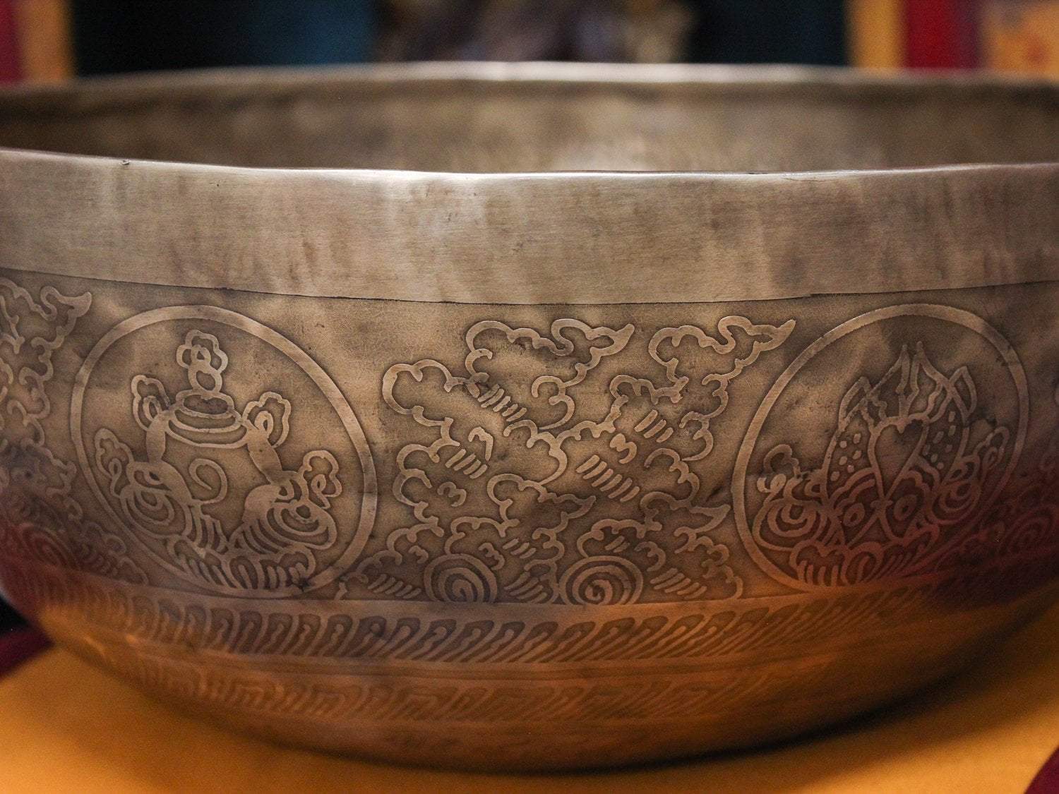 12 Inch Singing Bowl with Auspicious Symbols - Handcrafted Meditation Bowl for Yoga, Sound Healing & Relaxation - Perfect for Mindfulness, Therapy & Spiritual Practices