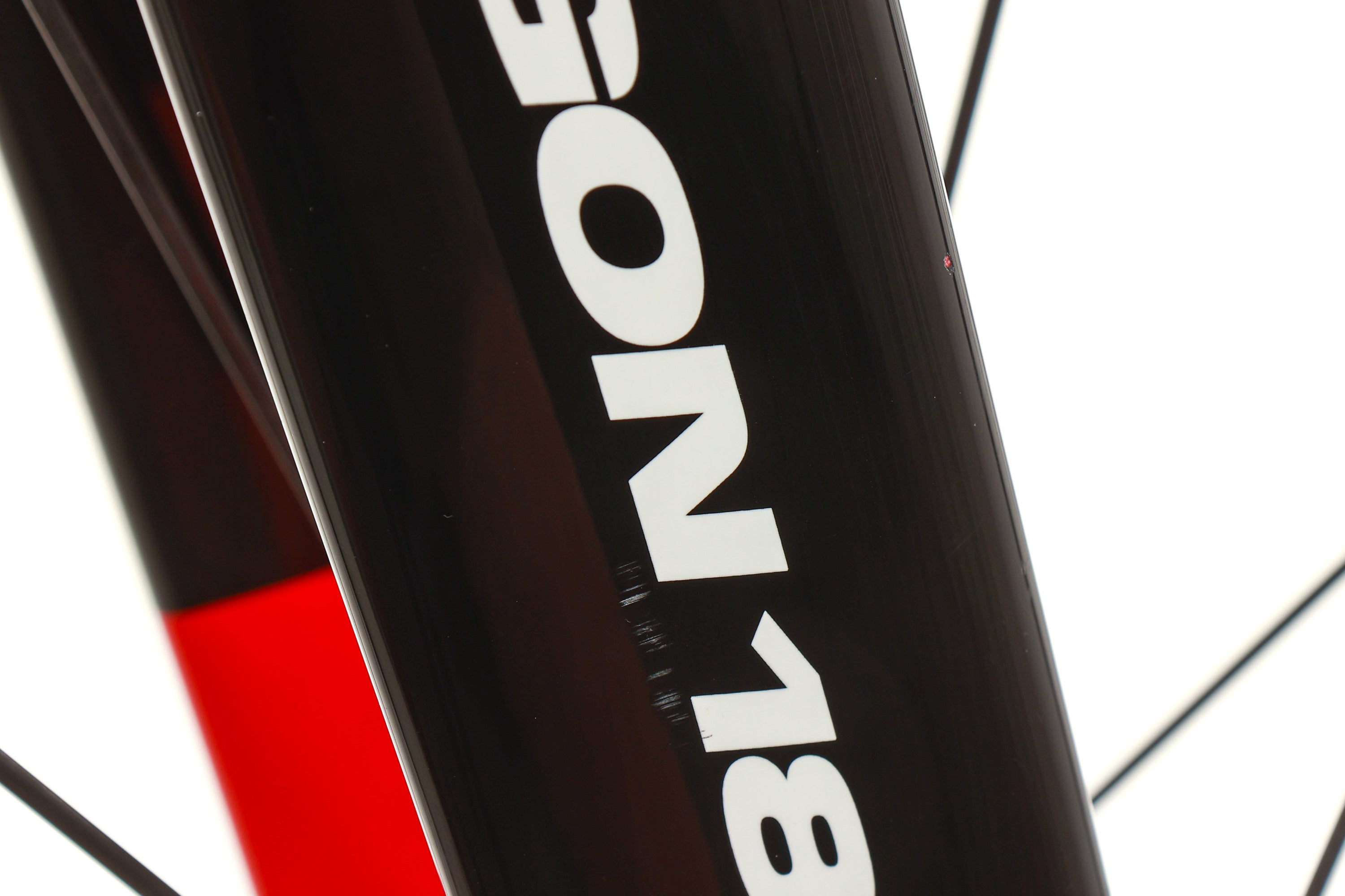 Argon 18 E-119 Tri Triathlon Bike 2018 - Medium Carbon Frame Aero Road Bike for Competitive Racing & Endurance Training | Perfect for Ironman Triathlons & Time Trials