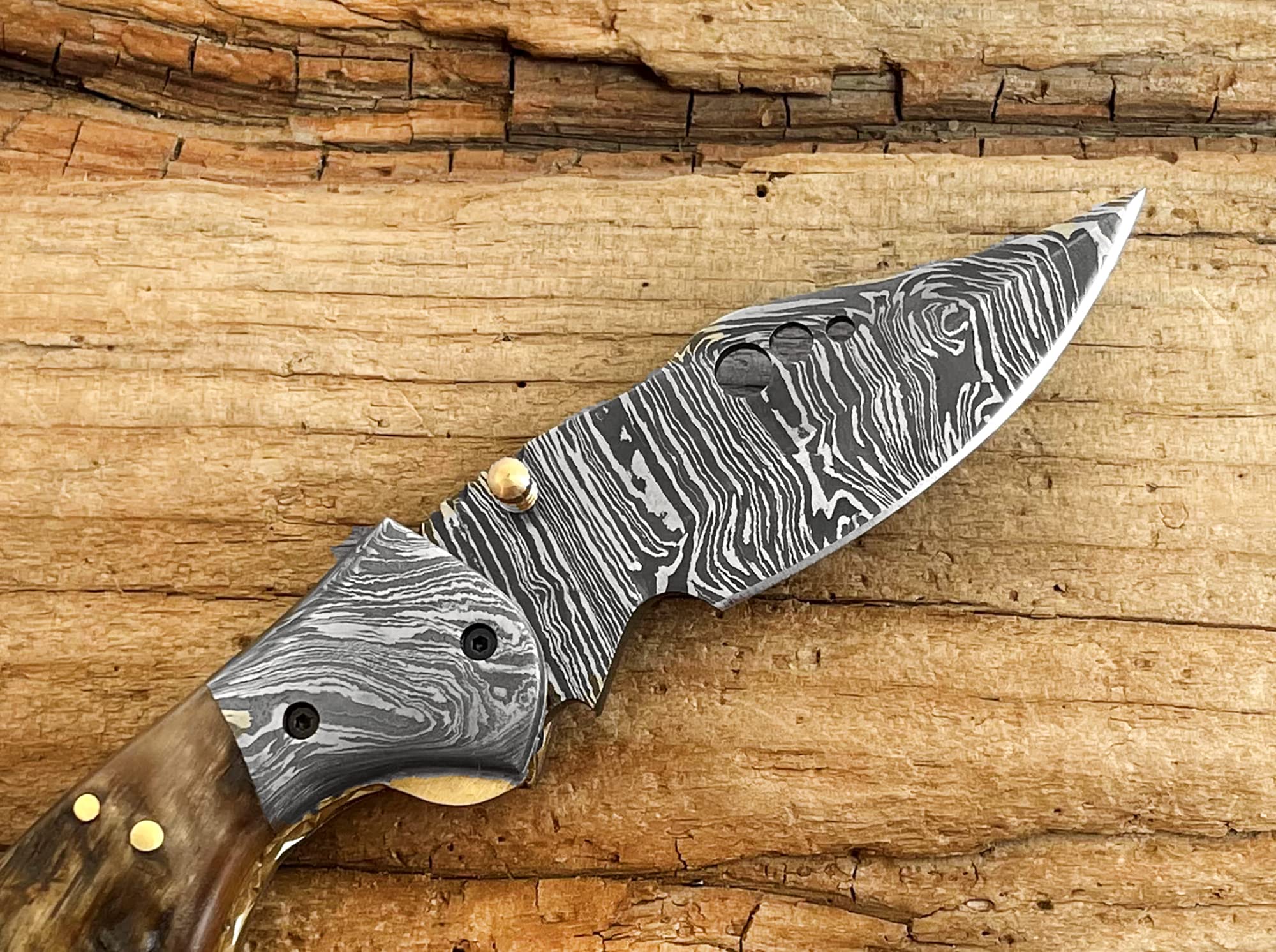 Premium Damascus Steel Folding Pocket Knife with Ram Horn Handle - 100% Handmade Men's Gift Knife with Leather Sheath - 7.5