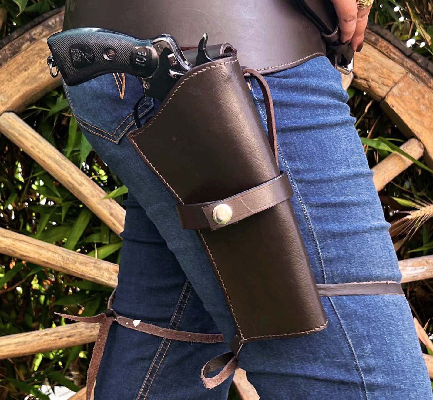 Premium Full Grain Leather Western Gun Holster for Men - DD Harness Buff Leather Cowboy Holster Belt Set Compatible with Heritage Rough Rider .38/.357 Magnum Revolvers | Perfect for Cowboy Action Shooting, Hunting & Western Style Outfits
