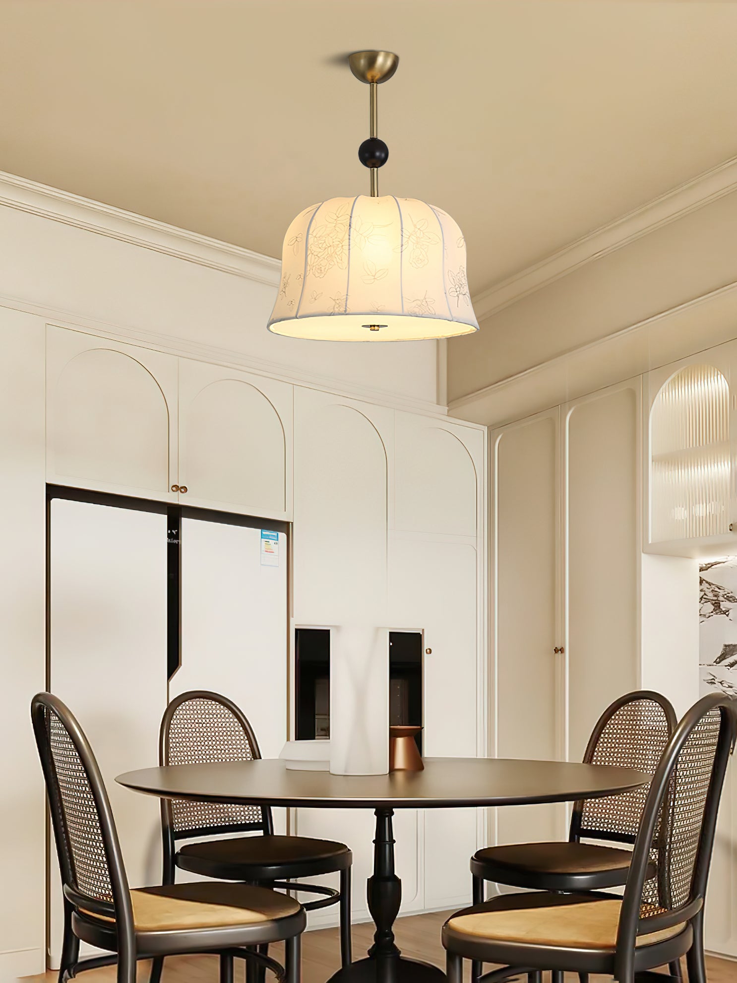 Blossom Curve Pendant Lamp - Modern Floral Hanging Light Fixture for Dining Room, Bedroom & Living Room Decor