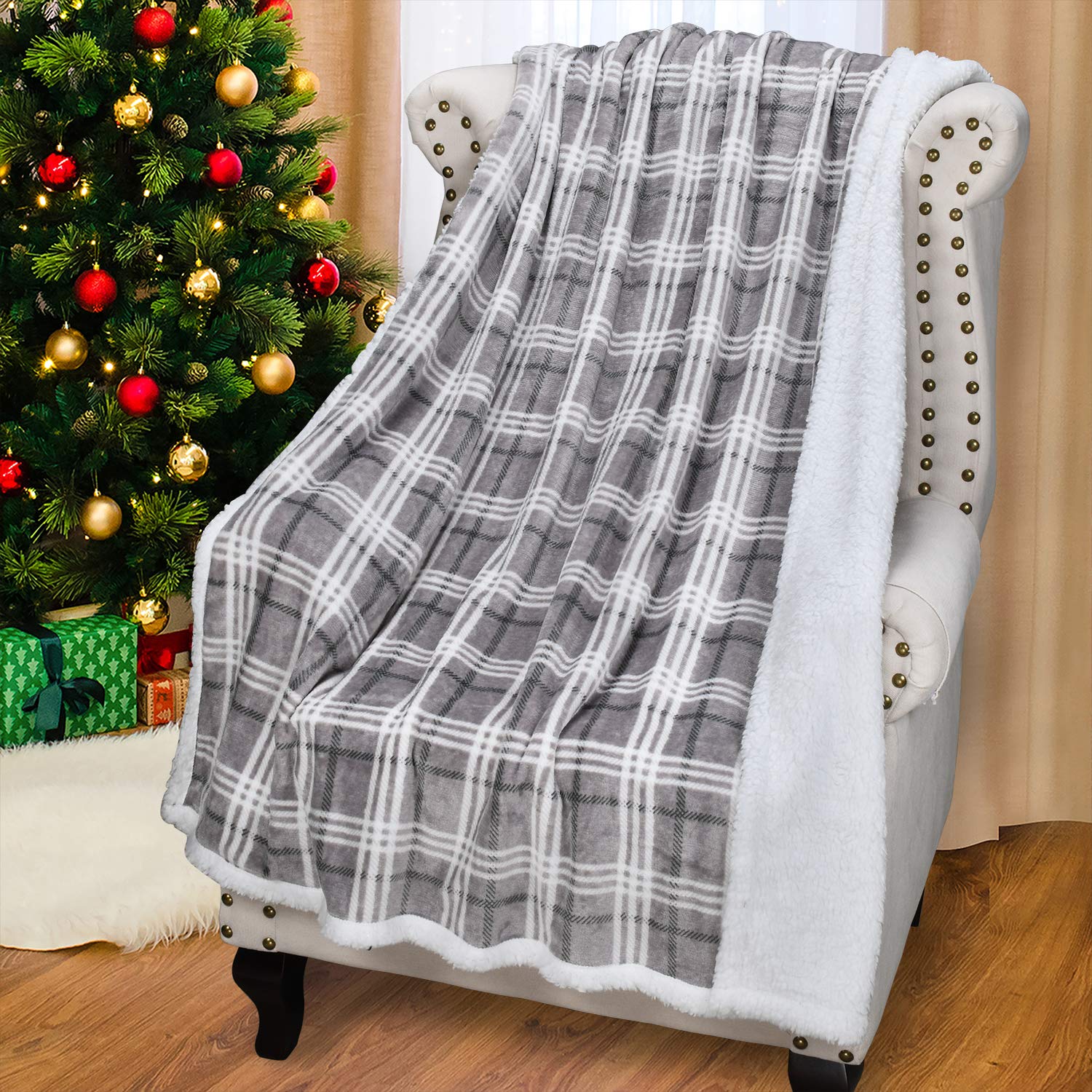 Catalonia Plaid Sherpa Throw Blanket - Soft Cozy Buffalo Grey Blanket for Couch, Sofa & Cabin Decor - Perfect Christmas & Valentine's Day Gift - Ideal for Winter Nights, Movie Time & Home Decor