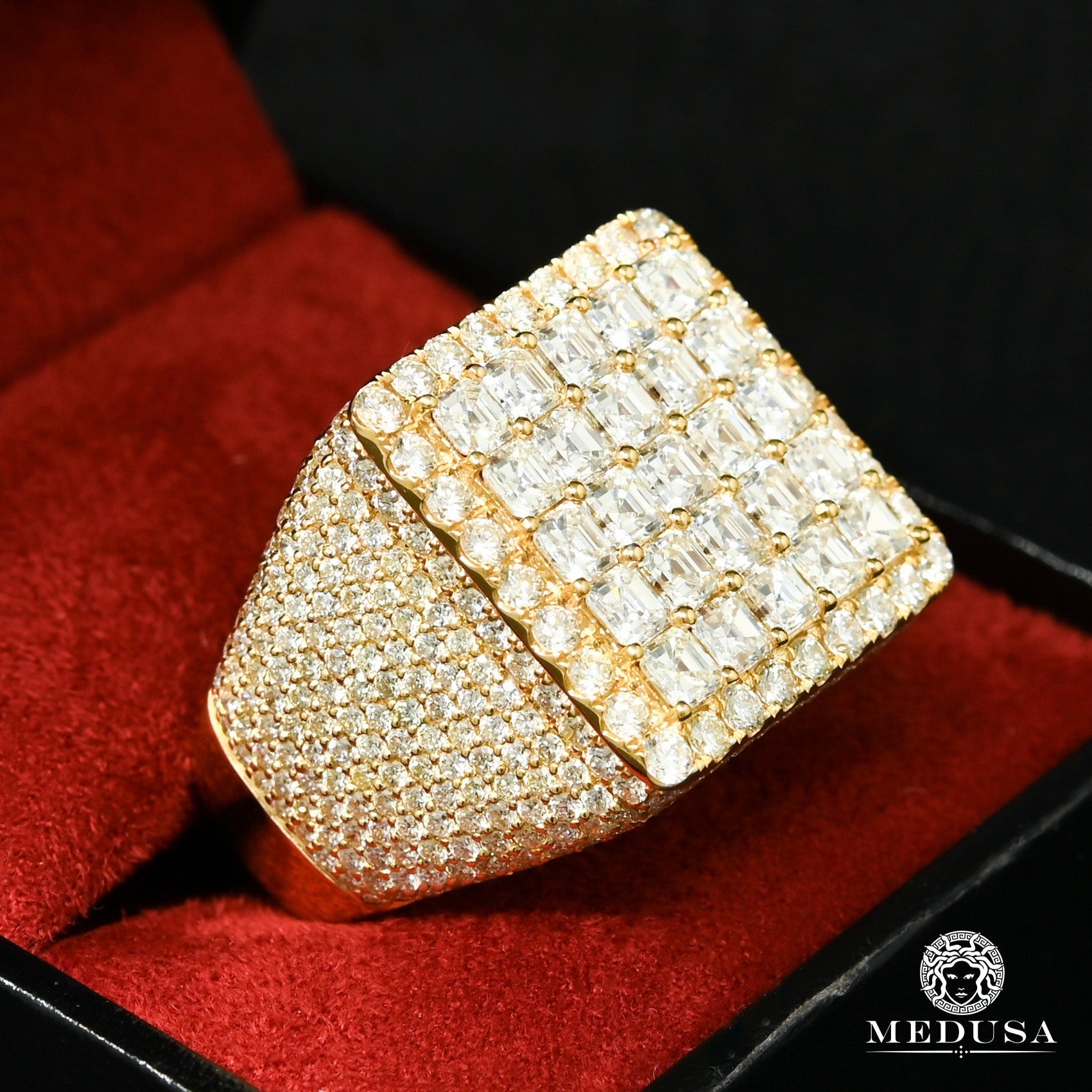 Luxurious D16 Princess Cut Diamond Ring - Elegant Engagement & Wedding Jewelry for Women | Perfect for Proposals, Anniversaries & Special Occasions