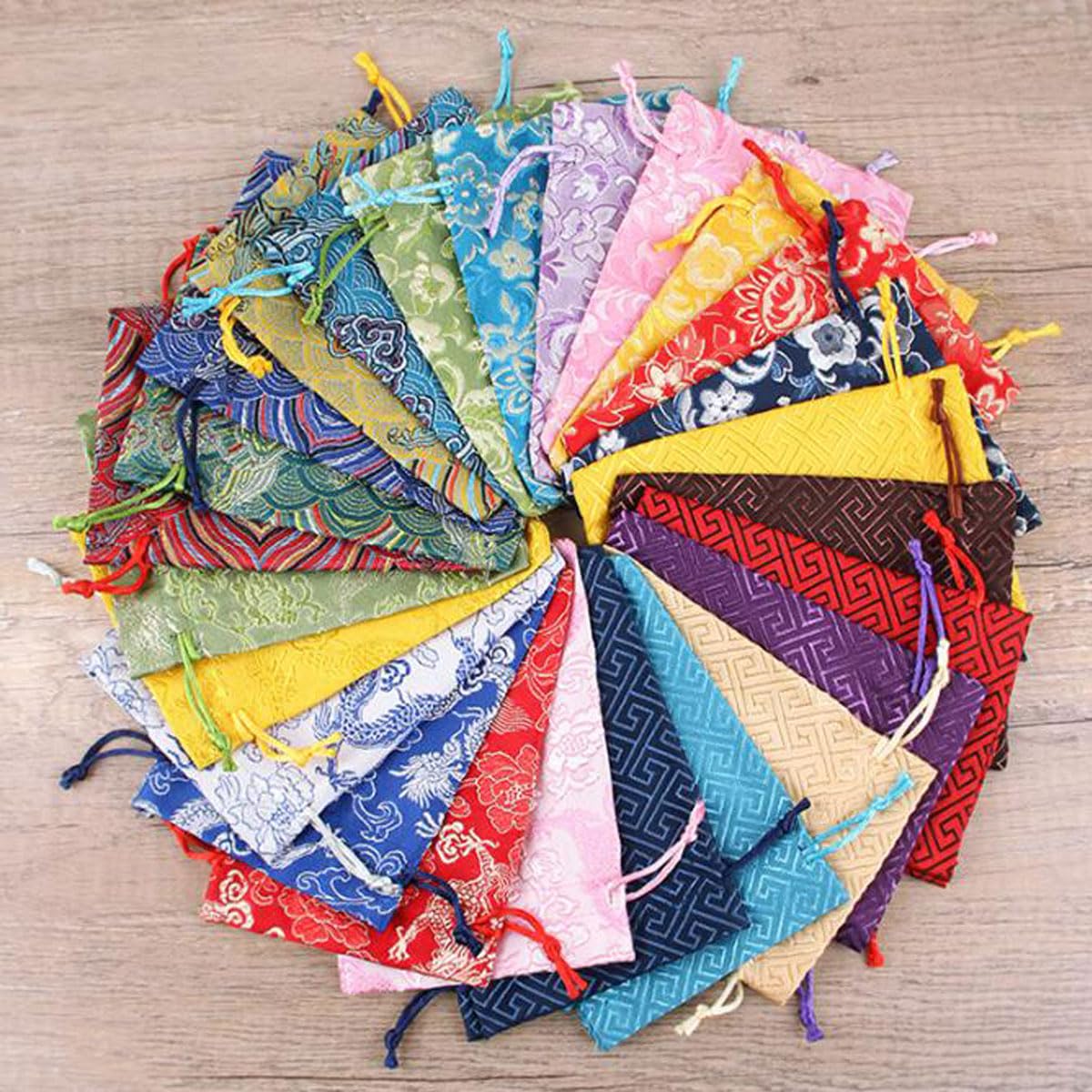 20 Pcs Chinese Jewelry Silk Gift Bags - Elegant Brocade Pouches for Jewelry, Candy & Gifts (3.9x5.5 Inches, Red/Red Spray) - Perfect for Weddings, Parties & Special Occasions