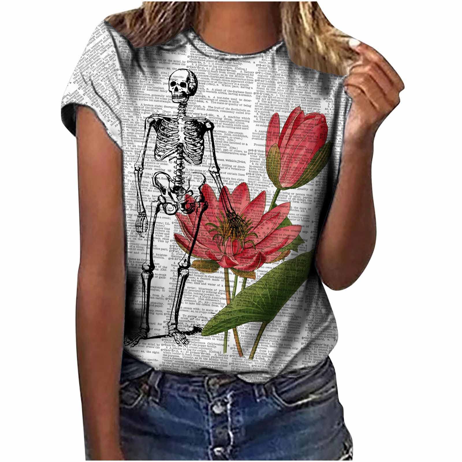 Funny Newspaper Print Women's Summer Short Sleeve T-Shirt - Crew Neck Loose Fit Tunic Top for Casual Wear & Beach Outings