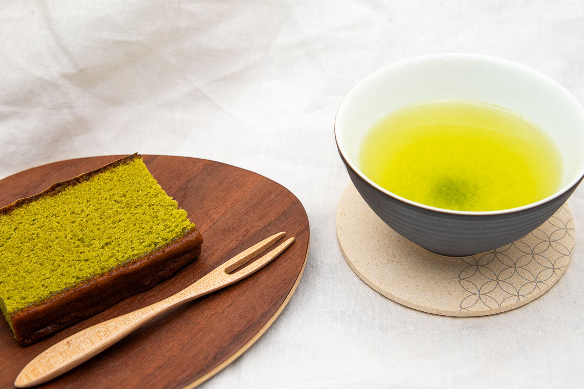 Iyoko - Premium Japanese Matcha Green Tea Powder for Baking, Lattes & Smoothies | Authentic Ceremonial Grade | Rich in Antioxidants | Perfect for Home, Cafe & Office Use