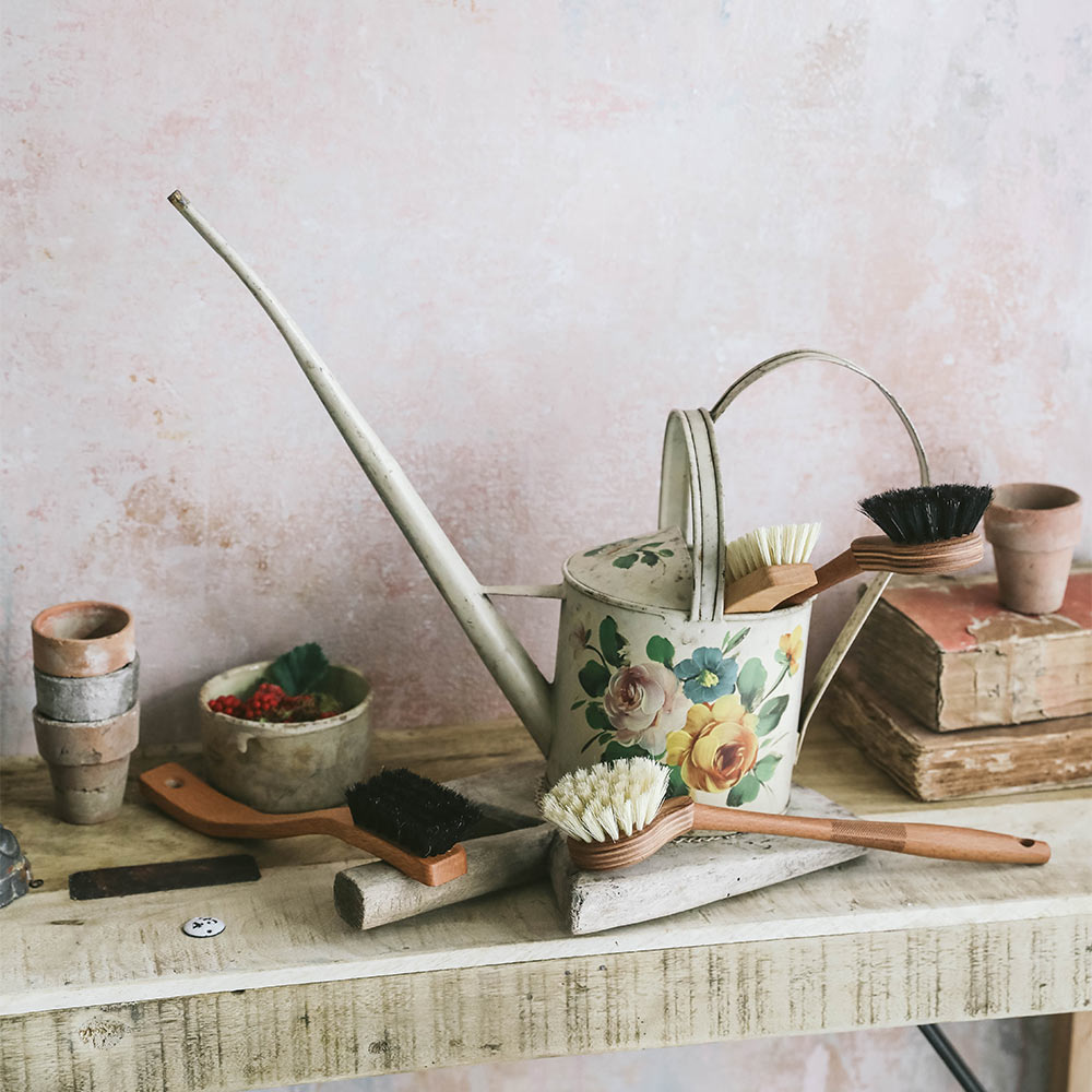 Essential Everyday Dish Brush with Twist Head & Stiff Bristles - Perfect for Cleaning Pots, Pans, and Tough Kitchen Messes