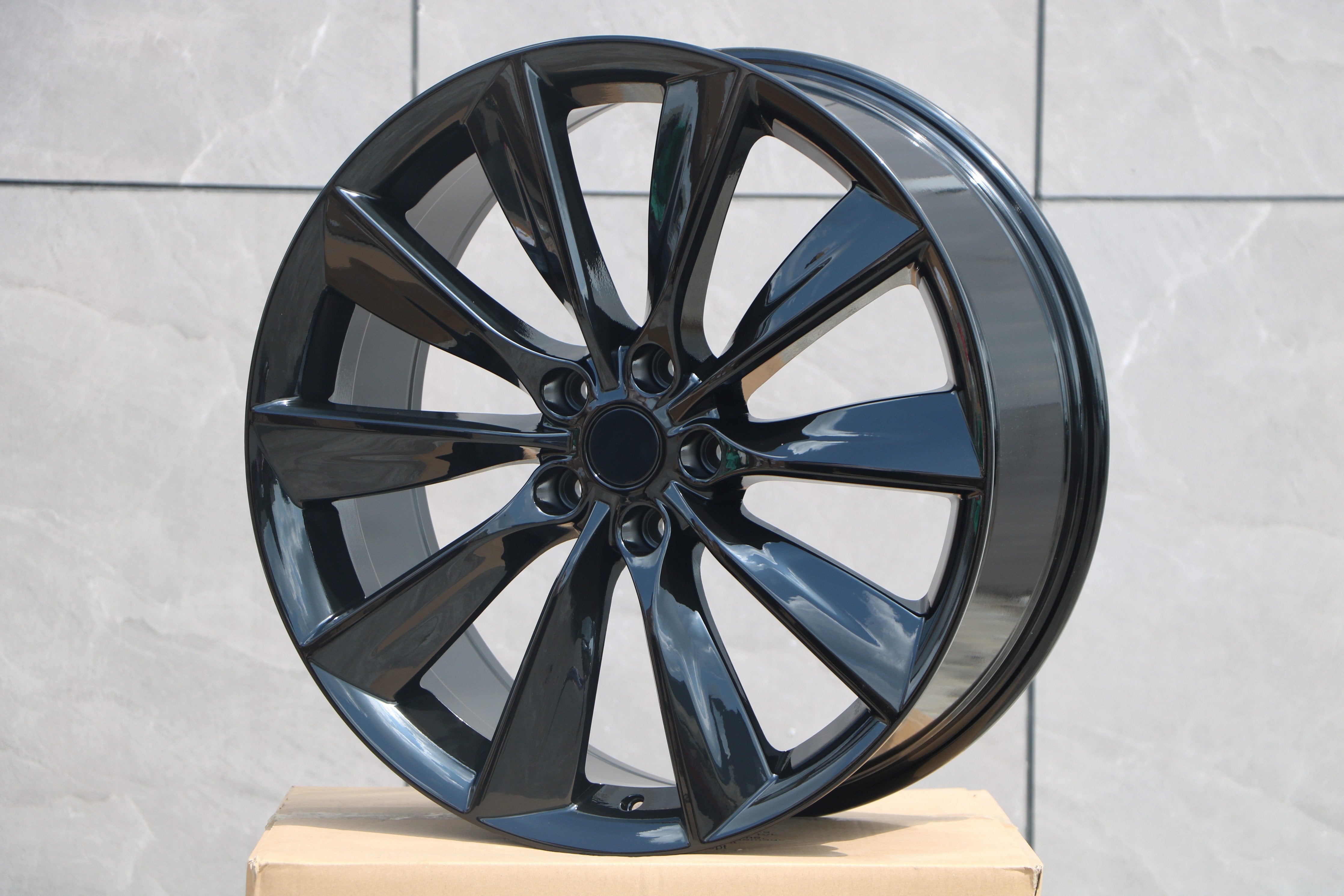21-Inch Alloy Wheels for Tesla Model S - Premium Replacement Rims for Enhanced Performance & Style - Perfect for Road Trips & Urban Driving