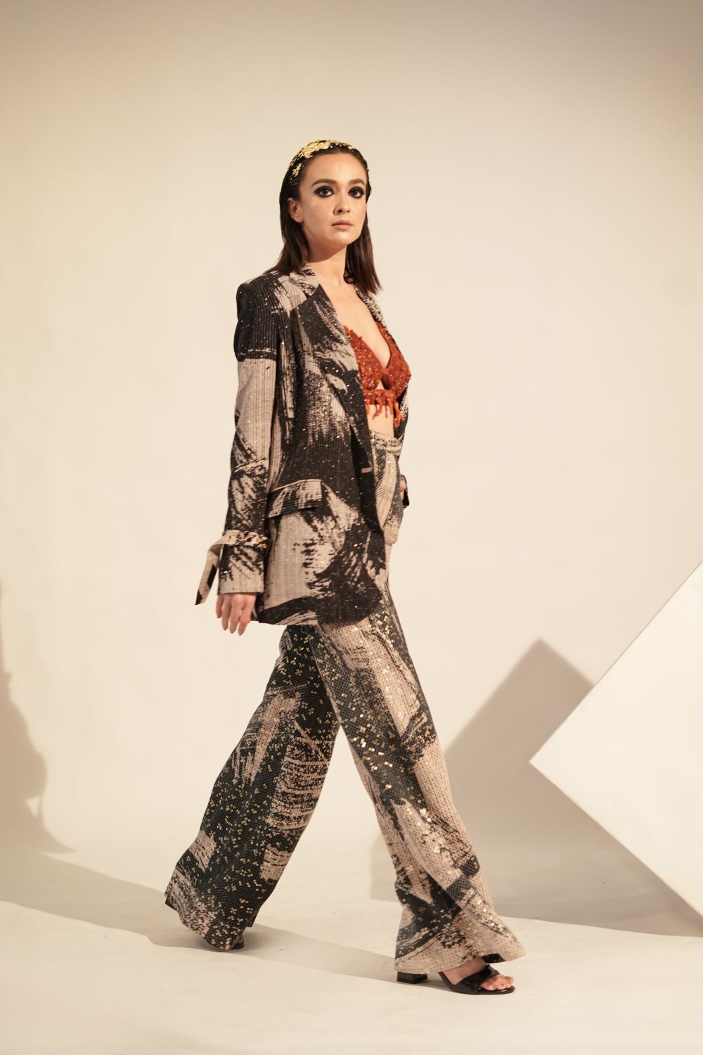 Stylish Black & White Stroke Print Blazer for Women - Trendy Office Wear & Evening Outfits - Perfect for Business Meetings, Parties & Special Occasions