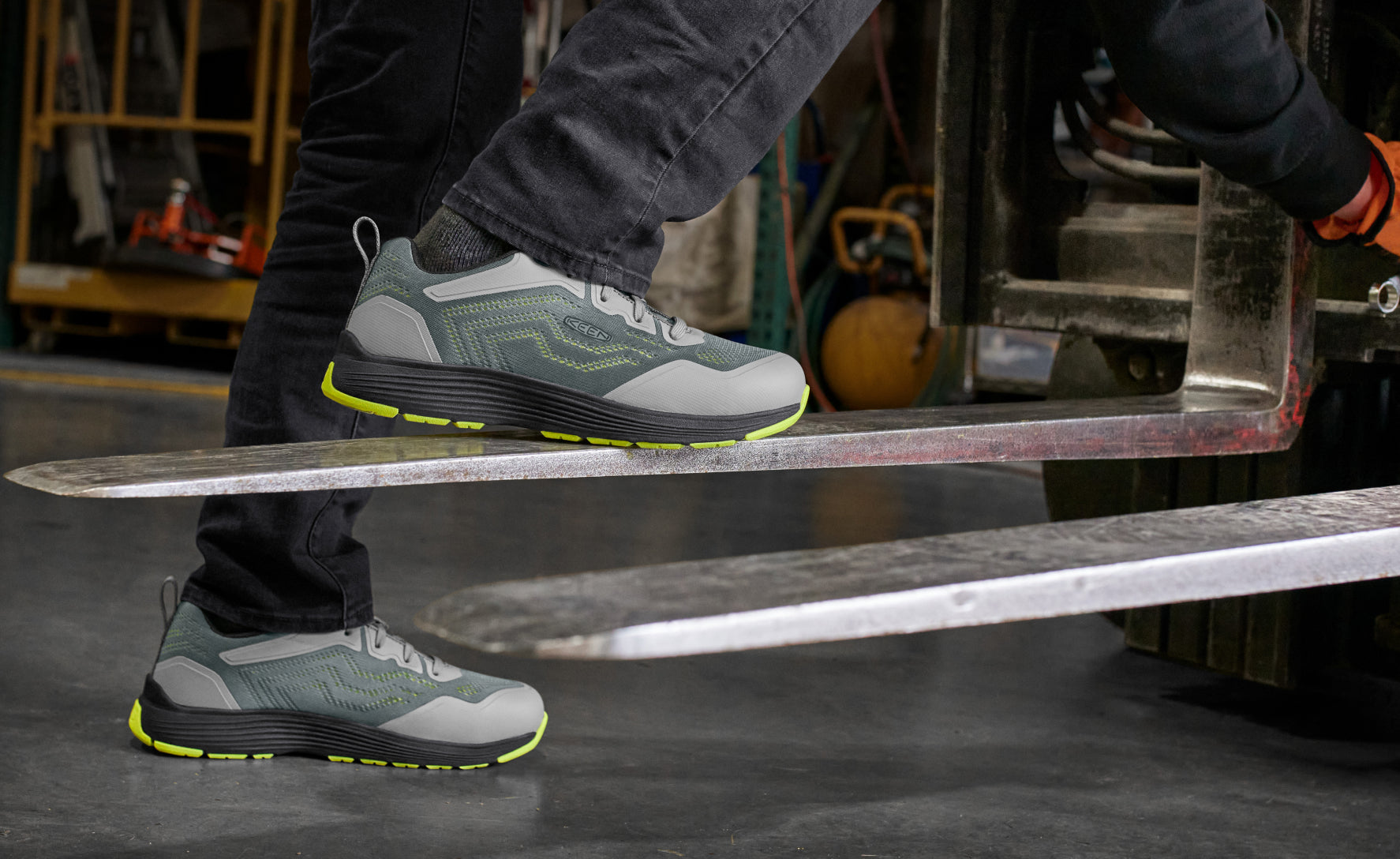Sparta 2 ESD Safety Shoes for Men - Aluminum Toe Work Boots in Steel Grey/Evening Primrose - Slip Resistant & Electrical Hazard Protection for Construction & Warehouse Workers