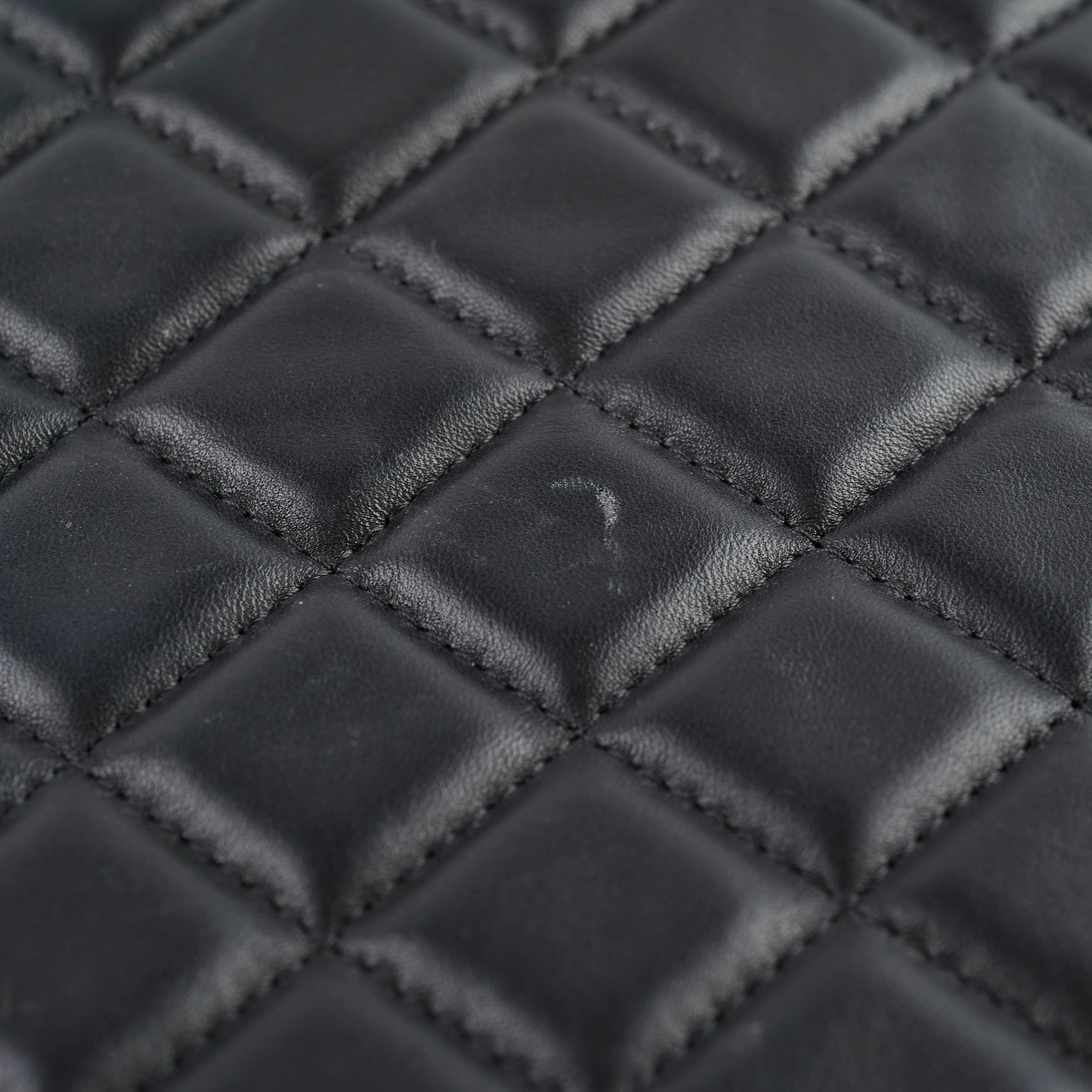 Chanel O Case Lambskin Leather Wallet Black (20 Series) - Luxury Women's Small Wallet for Everyday Use & Gift Giving