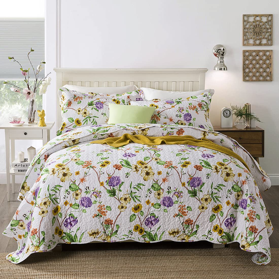 Vctops 3-Piece Queen Size Floral Cotton Quilt Set - Lightweight Bedspread Coverlet with 2 Pillow Shams, Elegant Garden Pattern (Flower A) - Perfect for Spring Bedroom Decor & Guest Room Makeover