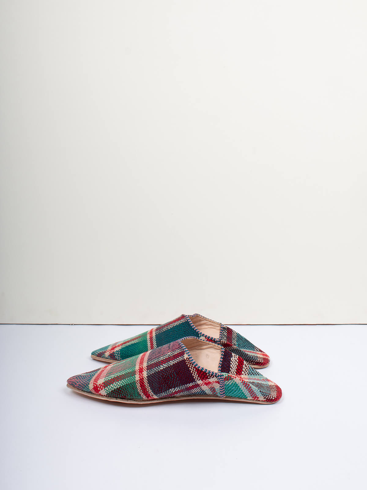Authentic Moroccan Boujad Pointed Babouche Slippers - Handmade Leather Ourika Check Design | Comfortable House Shoes for Women & Men | Perfect for Home, Lounge & Cultural Events