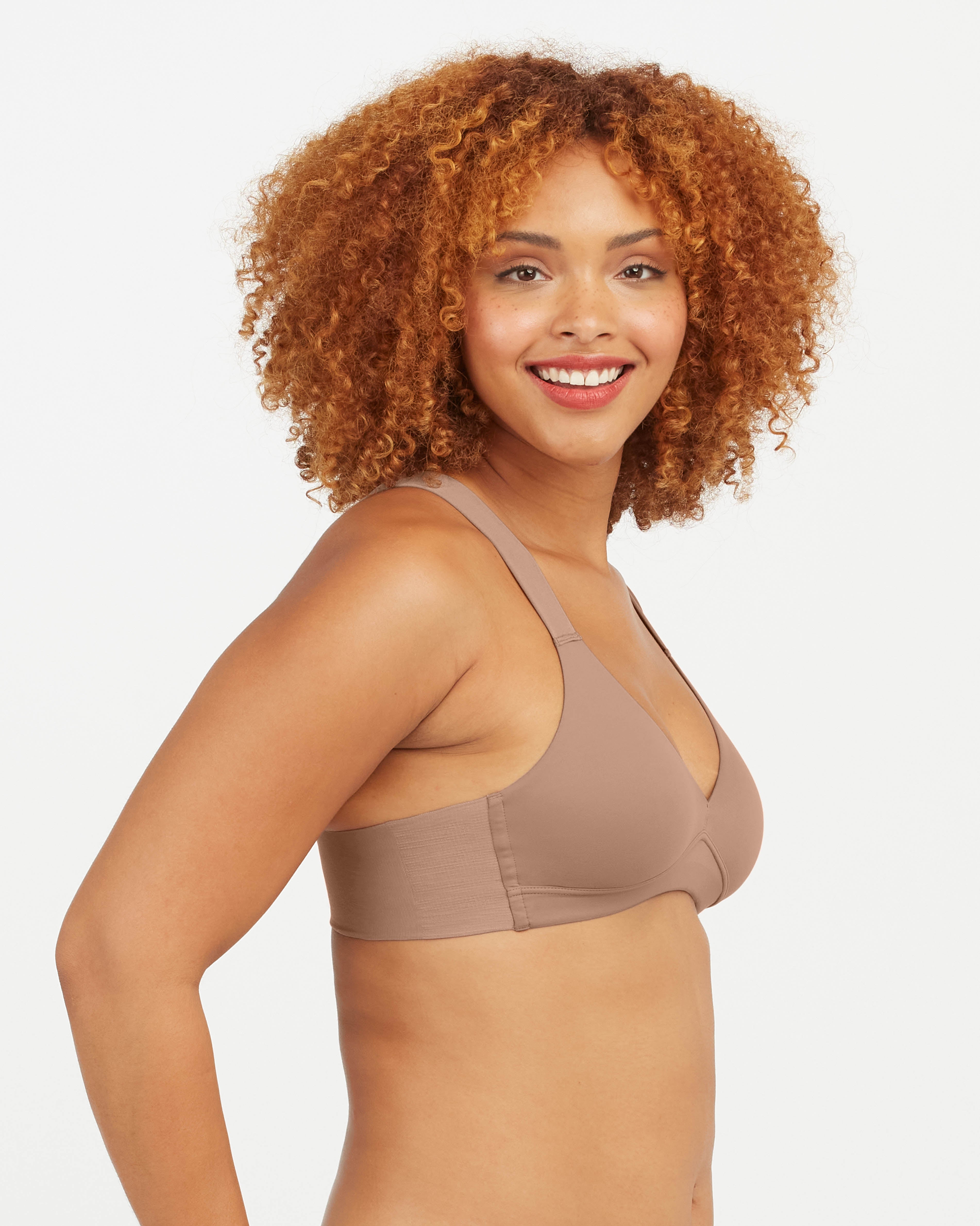 SPANX Smooth Comfort Unlined Bralette - Wireless Seamless Bra for Everyday Wear & Lounge - Perfect for Yoga, Work from Home & Relaxation