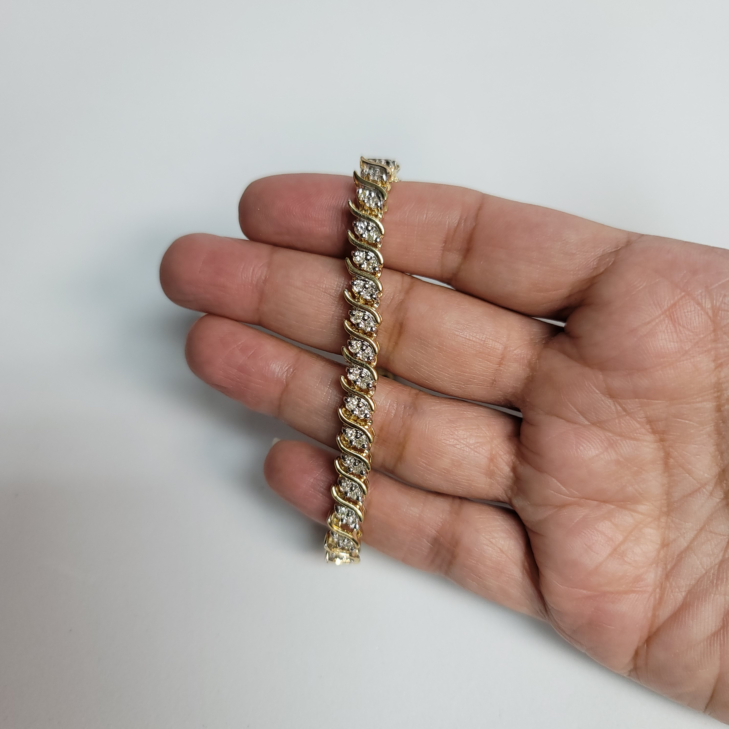 Elegant S-Shaped Diamond Tennis Bracelet - 2.10cttw 14K Yellow Gold for Women - Perfect for Weddings, Anniversaries & Special Occasions