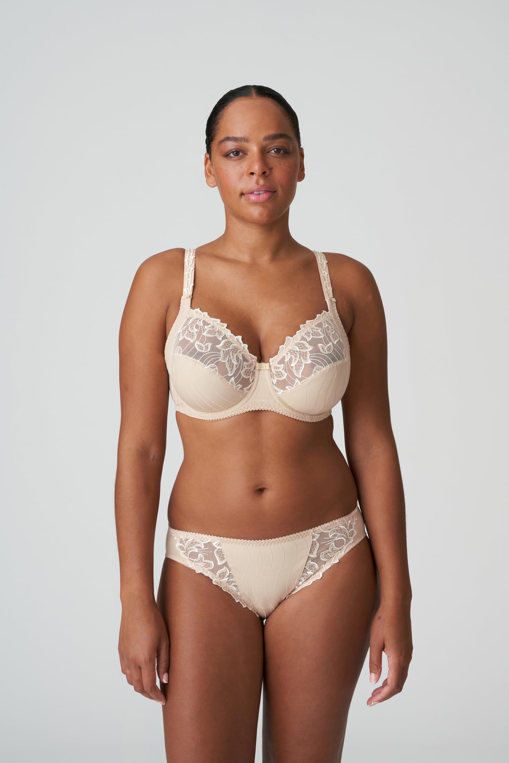 Primadonna Women's Wide Full Cup Bra - Comfortable Plus Size Lingerie for Everyday Wear & Special Occasions