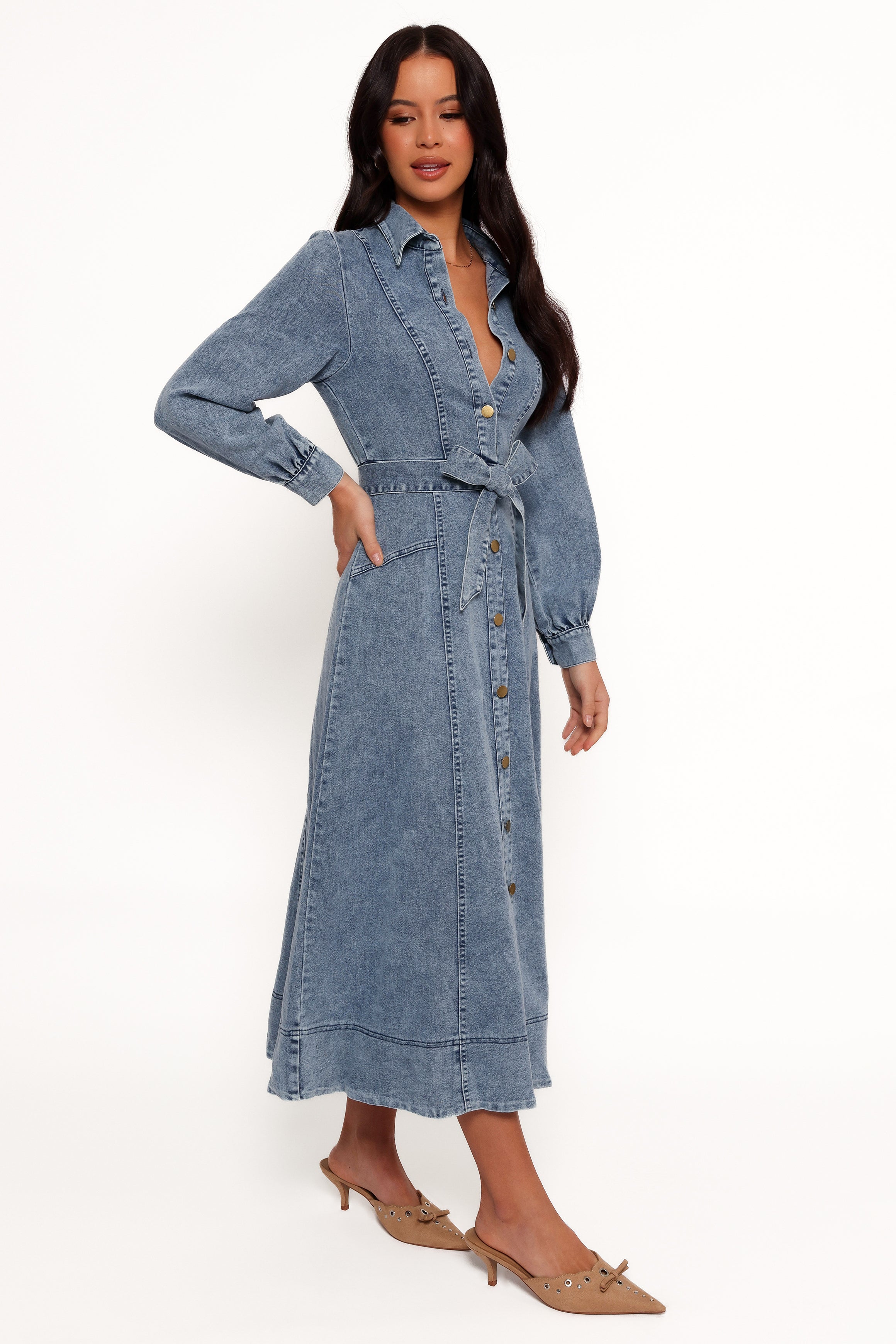 Emberly Women's Long Sleeve Denim Maxi Dress - Flowy Casual Boho Dress for Beach, Date Night & Everyday Wear