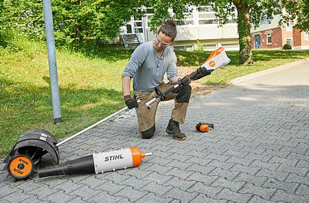 STIHL KMA 135 R Cordless Battery Powered KombiMotor - Multi-Purpose Garden & Yard Tool for Trimming, Pruning & Landscaping