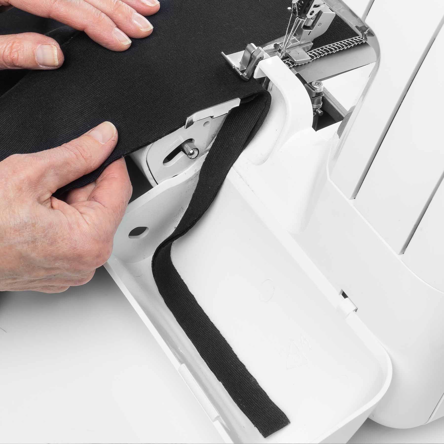 Refurbished HUSQVARNA VIKING AMBER S|100 Overlock Sewing Machine - Professional Serger for Home & Commercial Use | Perfect for Quilting, Garment Making & DIY Projects