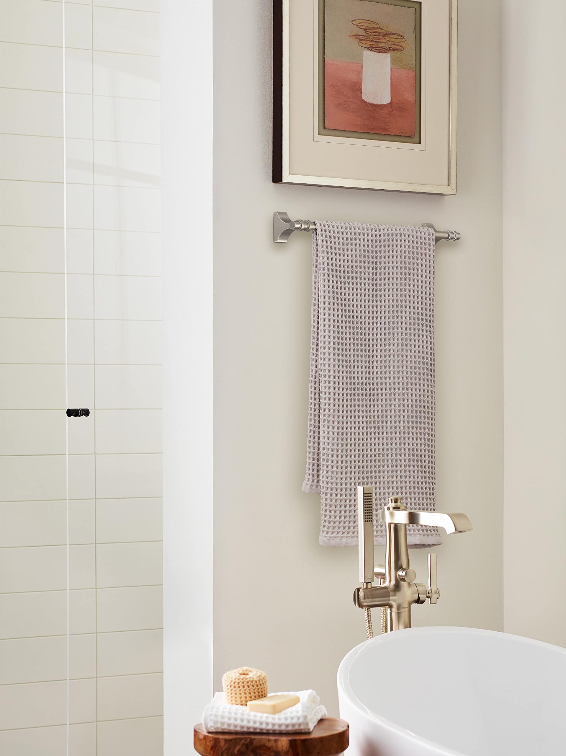 Amerock BH36053G10 Brushed Nickel 18-Inch Bathroom Towel Bar - Modern Davenport Design for Bathrooms & Powder Rooms | Durable Bath Hardware & Accessories for Spa-Like Experience