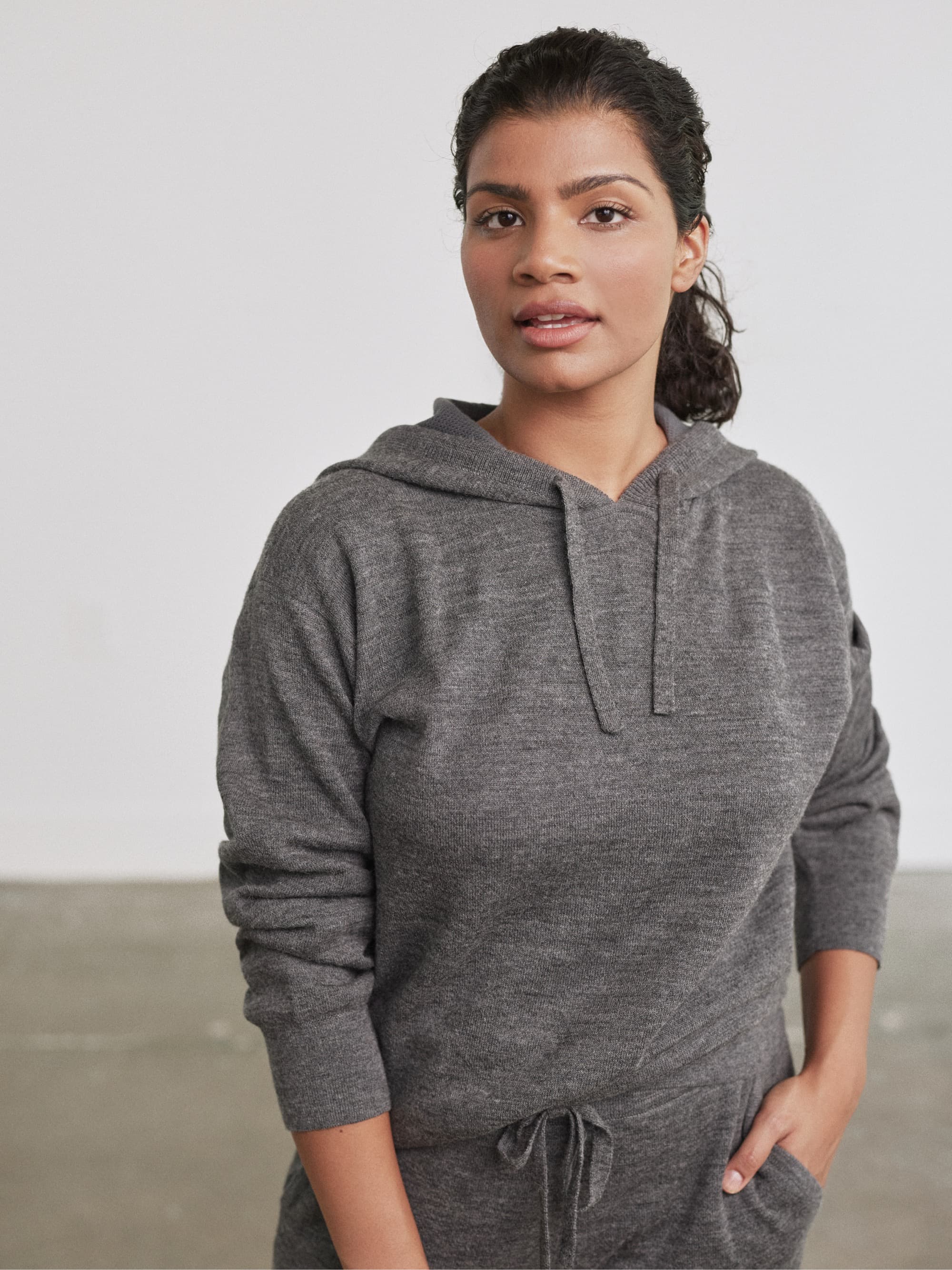 Premium Alpaca Pima Cotton Hoodie for Men & Women - Soft, Warm & Breathable Sweatshirt for Fall & Winter - Cozy Loungewear & Outdoor Activities