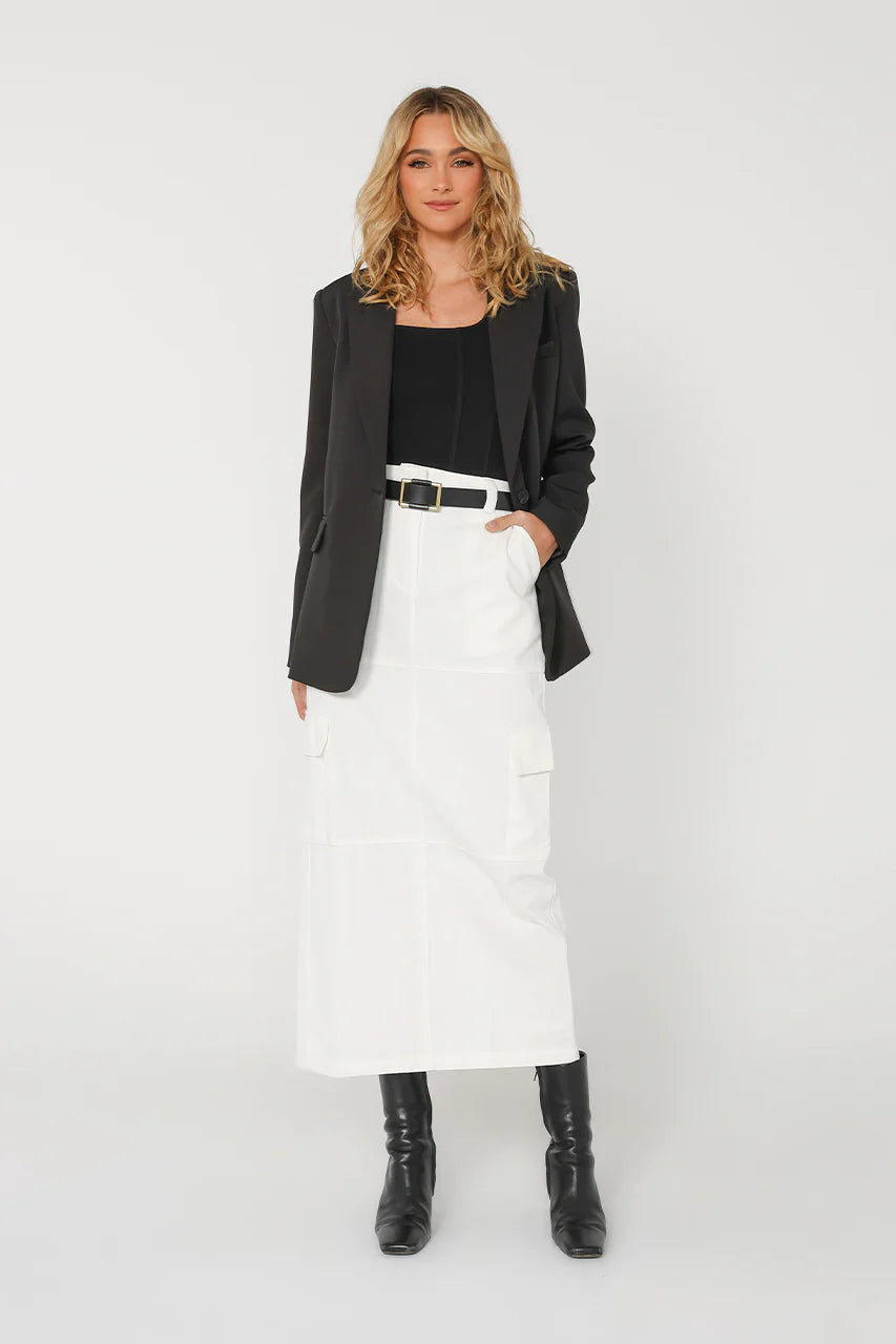 Audrey Women's Classic Blazer - Elegant Tailored Jacket for Office, Business & Formal Events | Perfect for Workwear, Interviews & Special Occasions