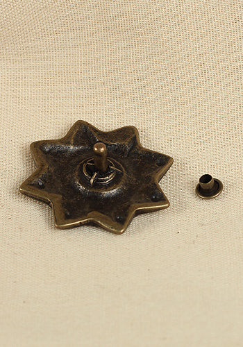 Antique Brass Rivet Plate Sirius - Decorative Hardware for Furniture, Cabinets & DIY Projects - Perfect for Home Decor and Restoration