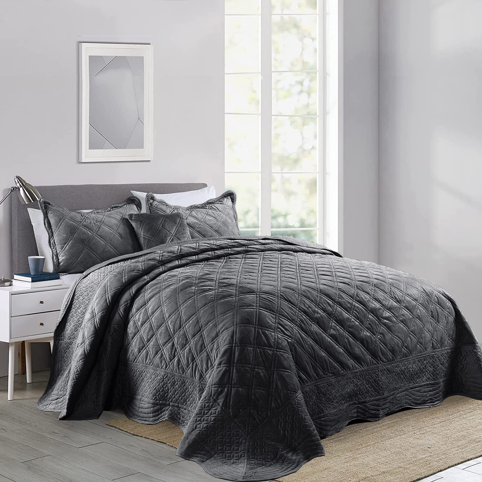 Super Soft Microplush 4-Piece Queen Bedspread Set – 110