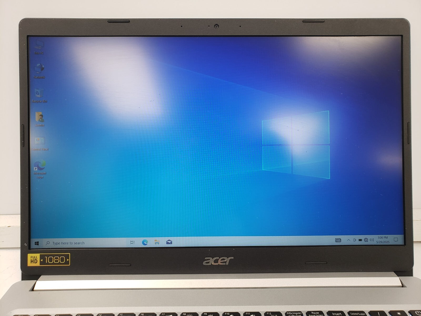 Acer A515-45-R209 15.6