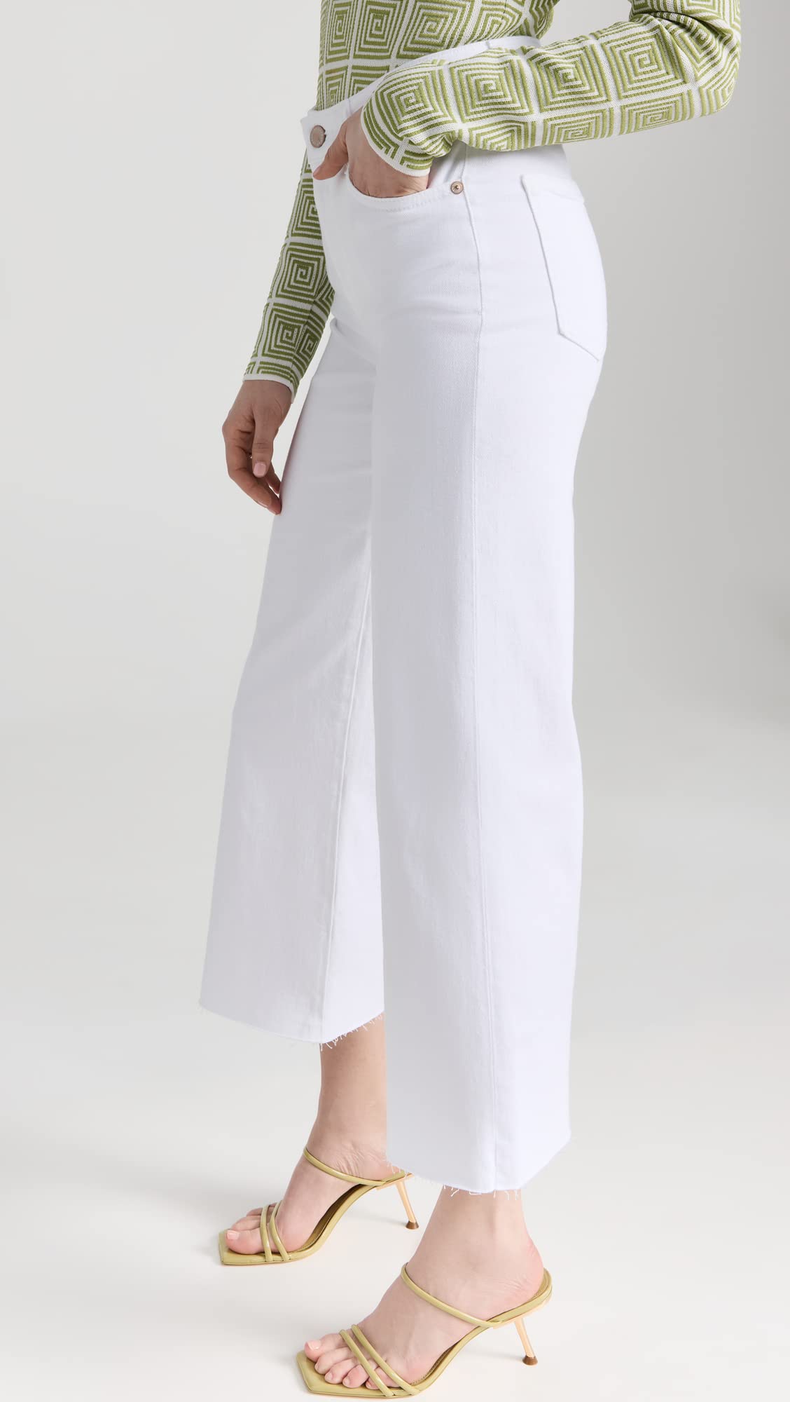 AG Adriano Goldschmied Women's Saige High-Rise Wide Leg Crop Jeans - Comfortable Stretch Denim Pants for Casual Wear & Everyday Outfits