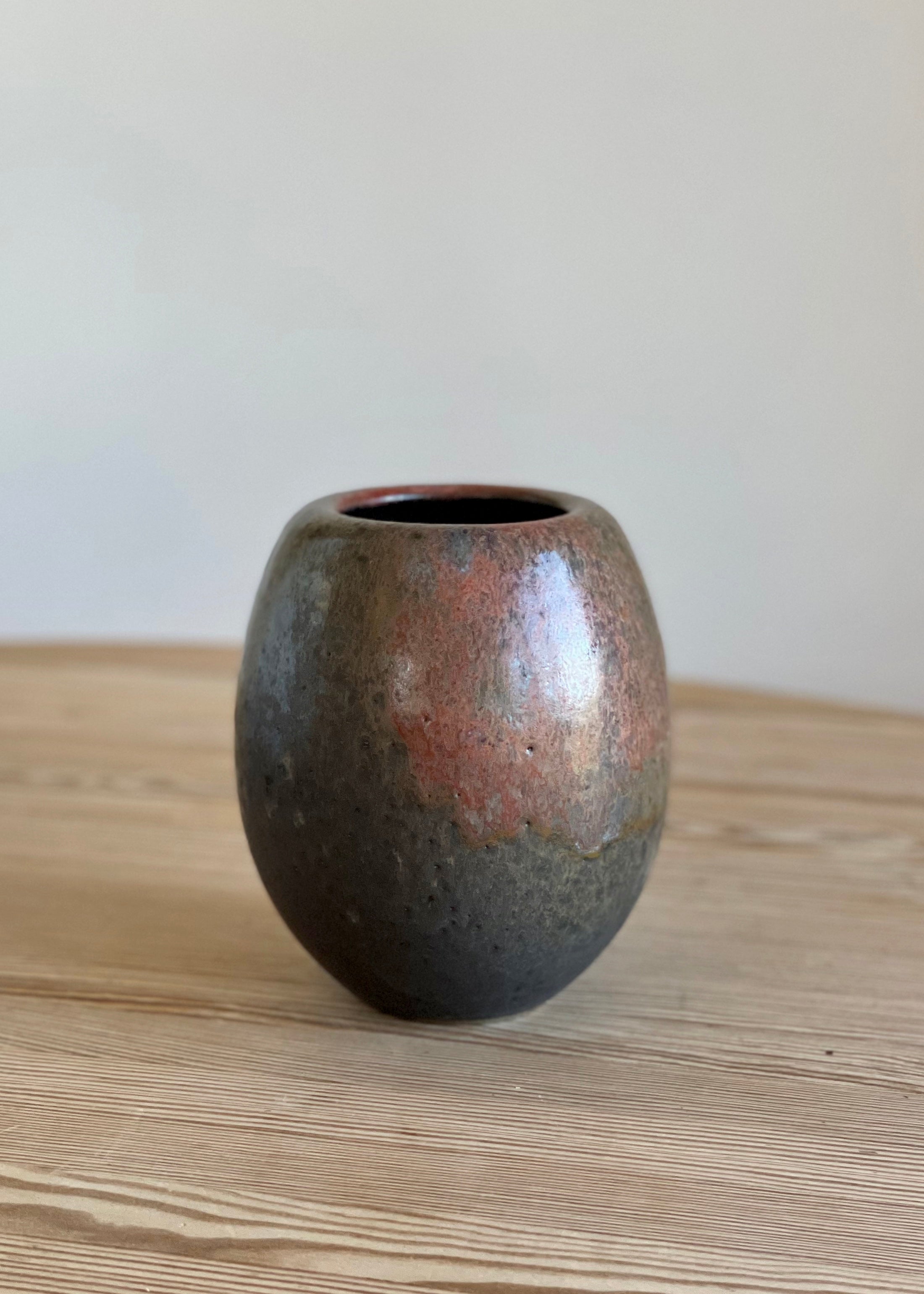 Aage Würtz Handmade Ceramic Vase - Scandinavian Modern Home Decor for Living Room, Dining Table & Wedding Centerpiece