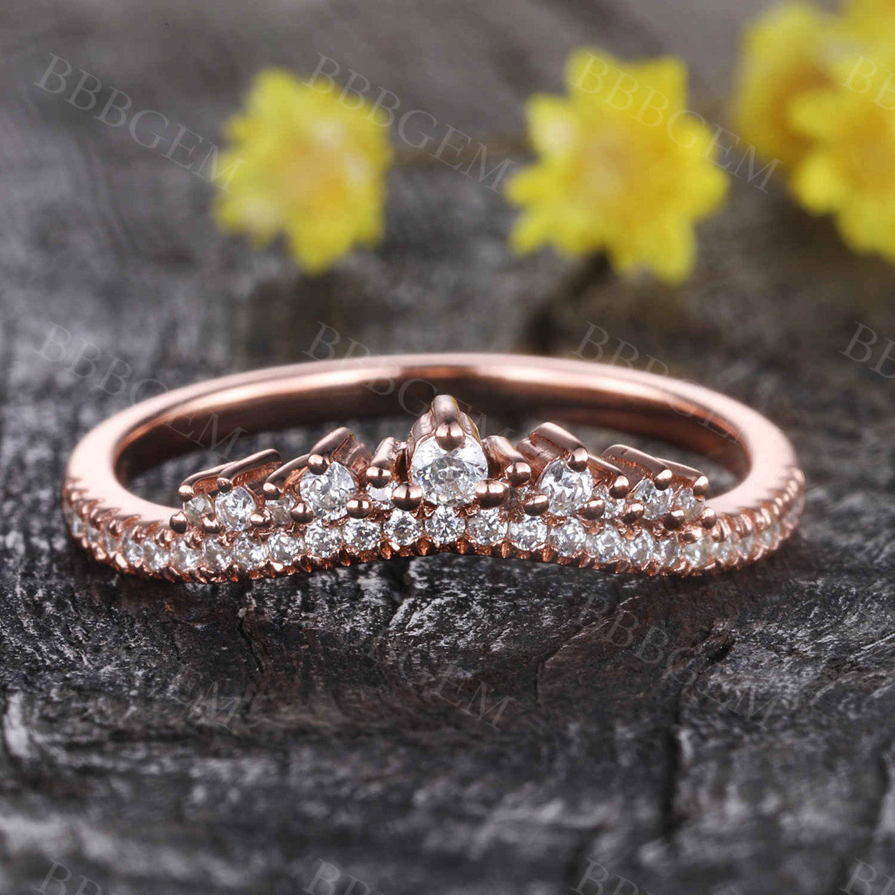 Rose Gold Diamond Curved Wedding Band - Art Deco V-Shaped Stacking Ring for Women - Chevron Crown Bridal Jewelry - Perfect for Engagement, Anniversary & Special Occasions