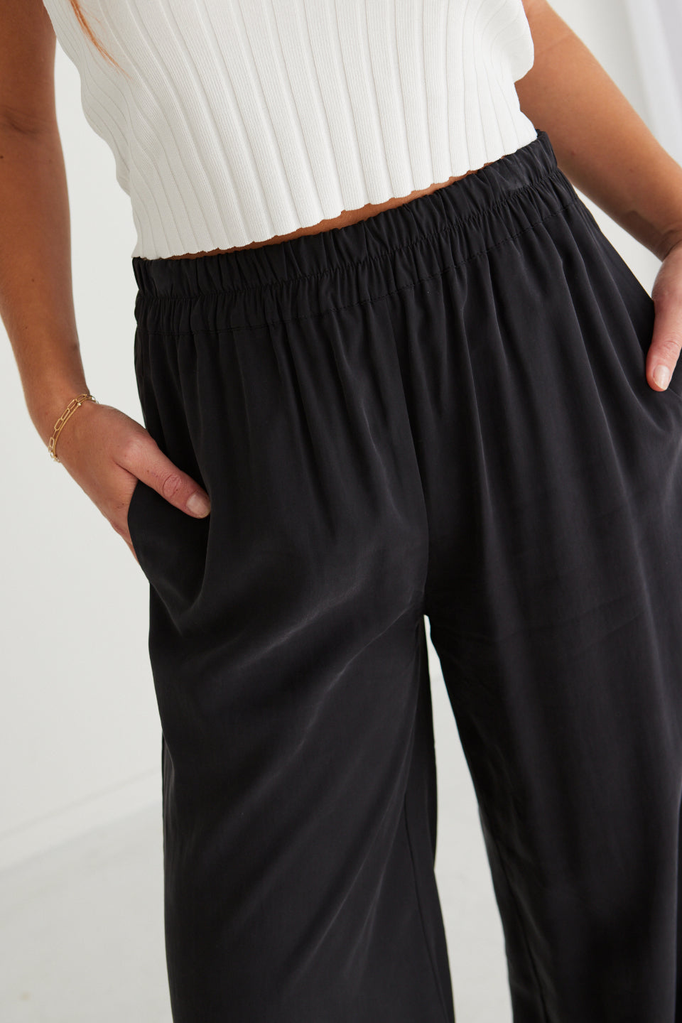 Luxury High Waist Black Wide Leg Pants for Women - Comfortable Pull-On Palazzo Trousers for Office, Travel & Evening Outfits