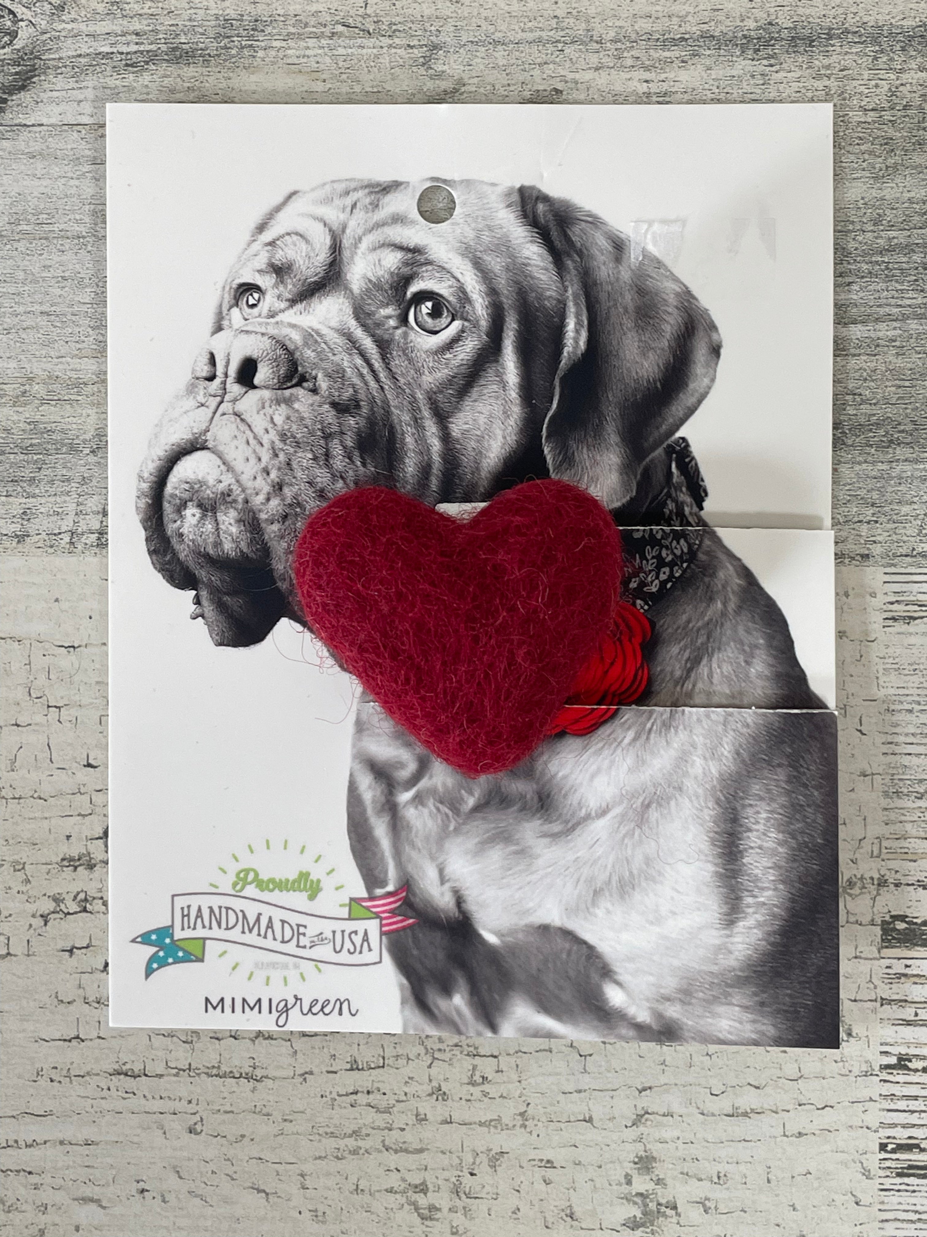 Mimi Green Single Heart Dog Collar - Adjustable Pet Collar with Heart Charm - Perfect for Small & Medium Dogs - Valentine's Day, Daily Walks & Photo Shoots