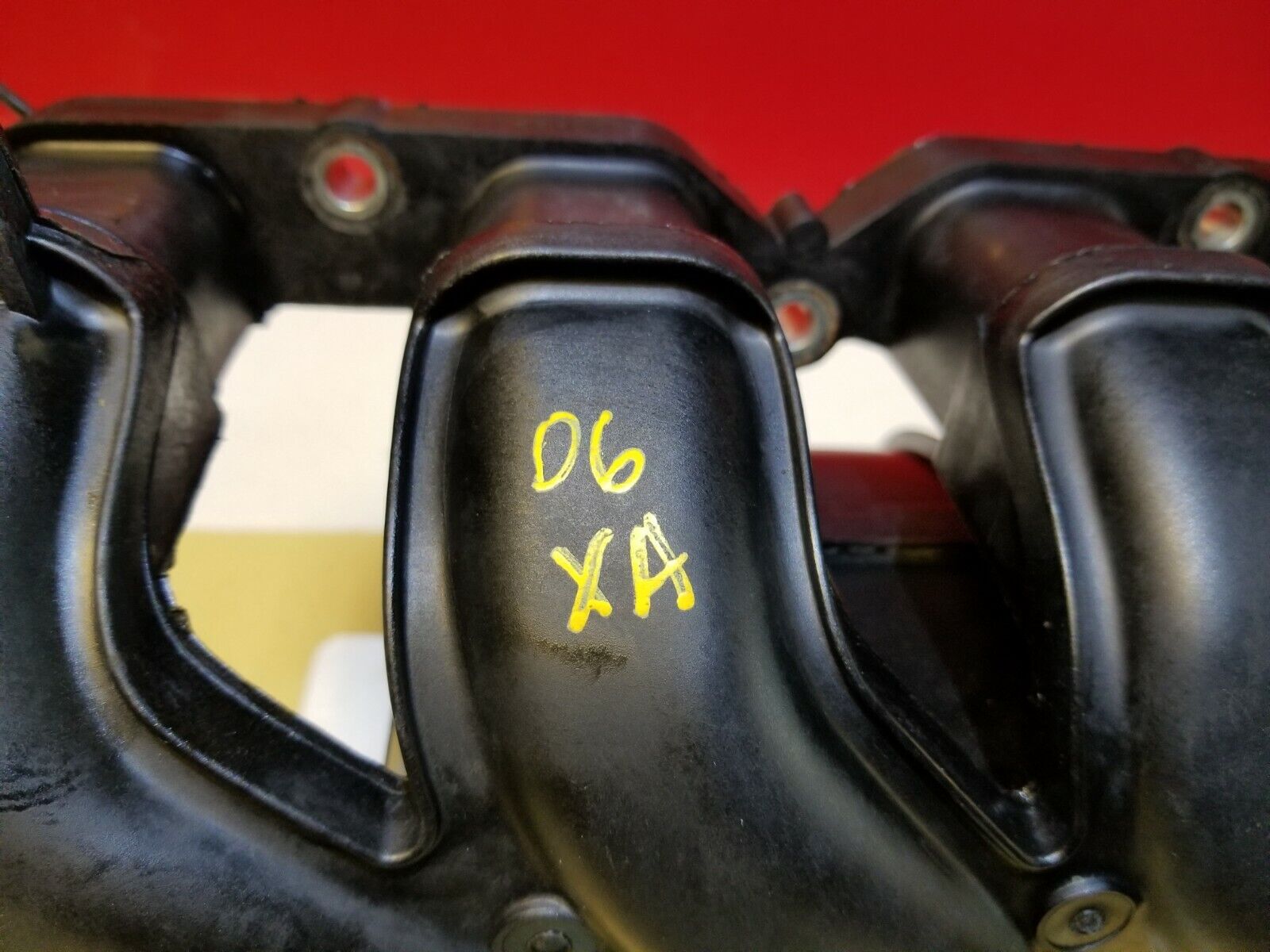 04 05 06 Scion XA 1.5L OEM Intake Manifold Replacement Part - Compatible with 1NZ-FXE Engine - Perfect for Performance Upgrades & Engine Maintenance