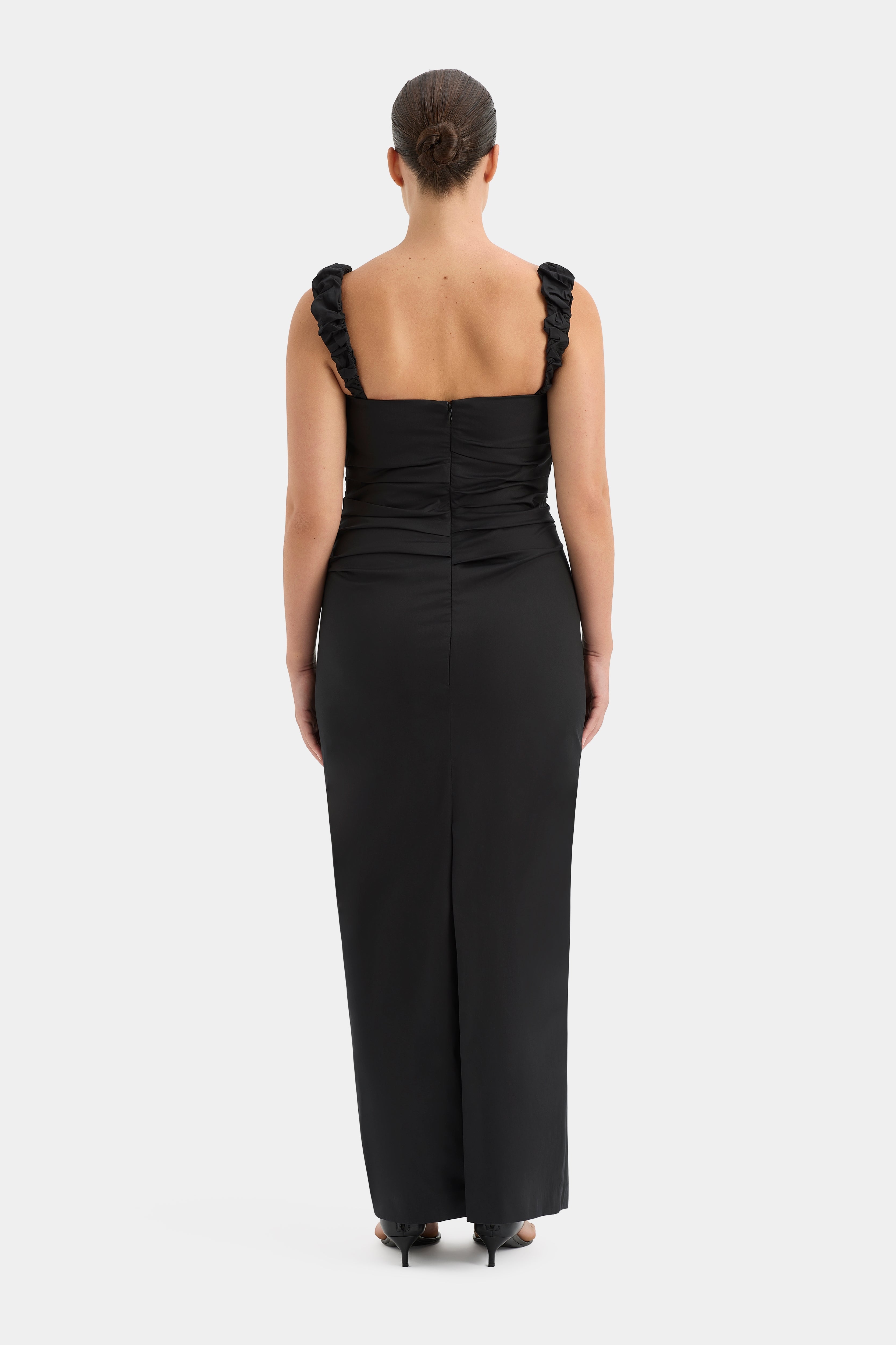 Elegant Azul Balconette Gown - Flattering Deep V-Neck Formal Dress for Women | Perfect for Evening Gala, Prom Night & Special Occasions