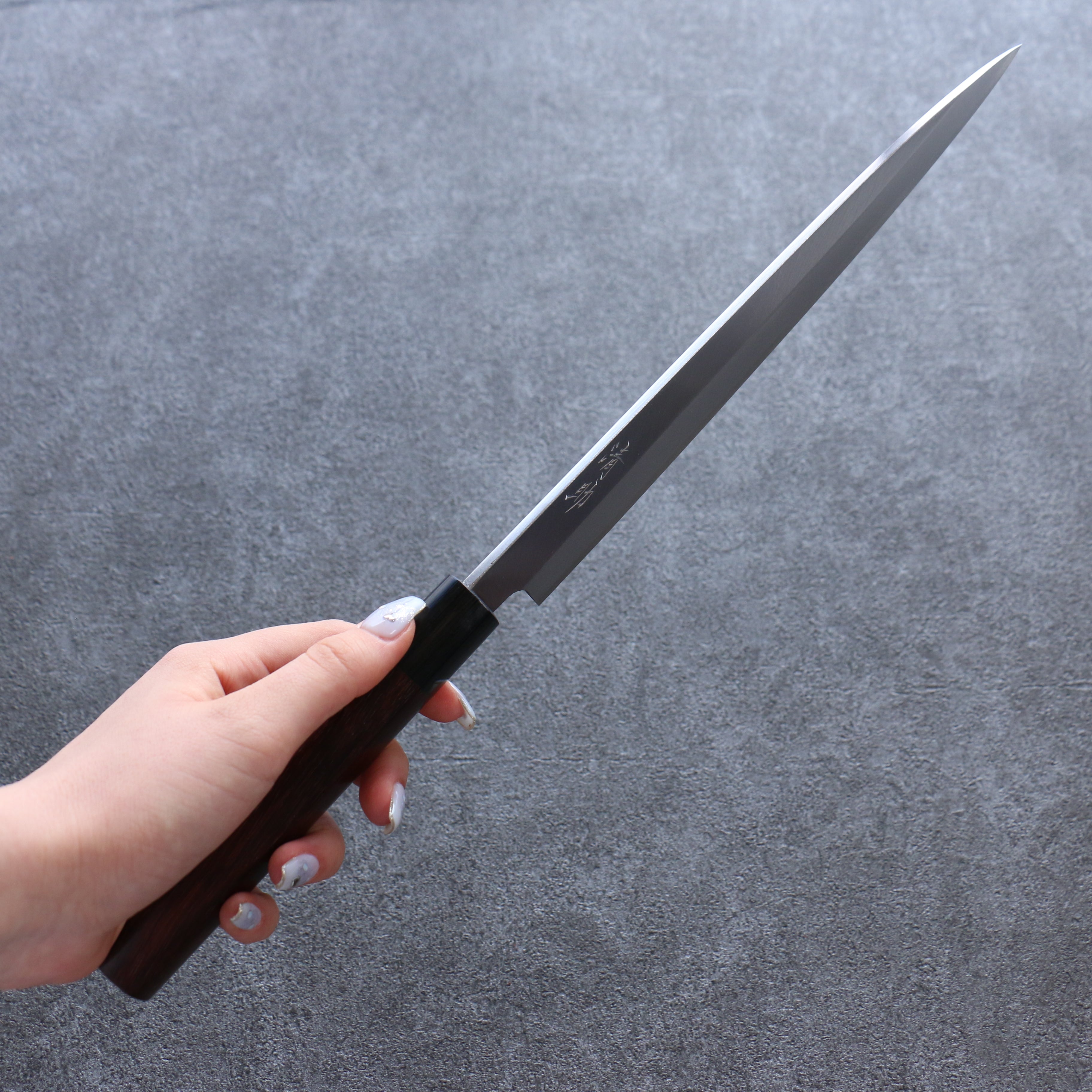 Premium Seisuke VG1 Kasumitogi Yanagiba 240mm Japanese Sushi Knife with Rosewood Handle – Perfect for Slicing Raw Fish, Sashimi & Sushi Preparation